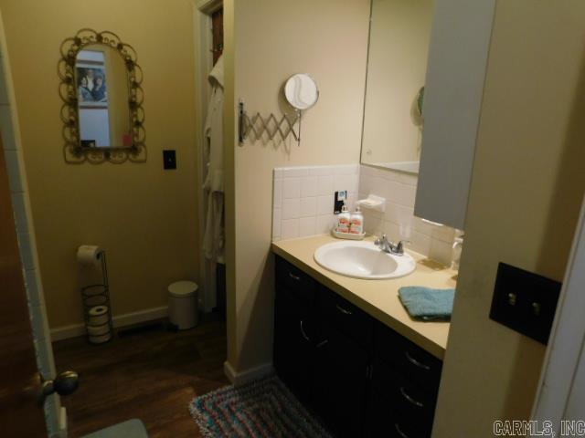 614 E 1st  Mountain Home, AR