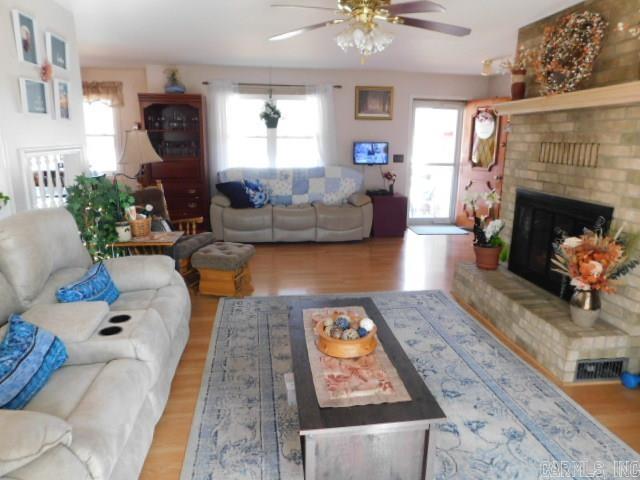 614 E 1st  Mountain Home, AR