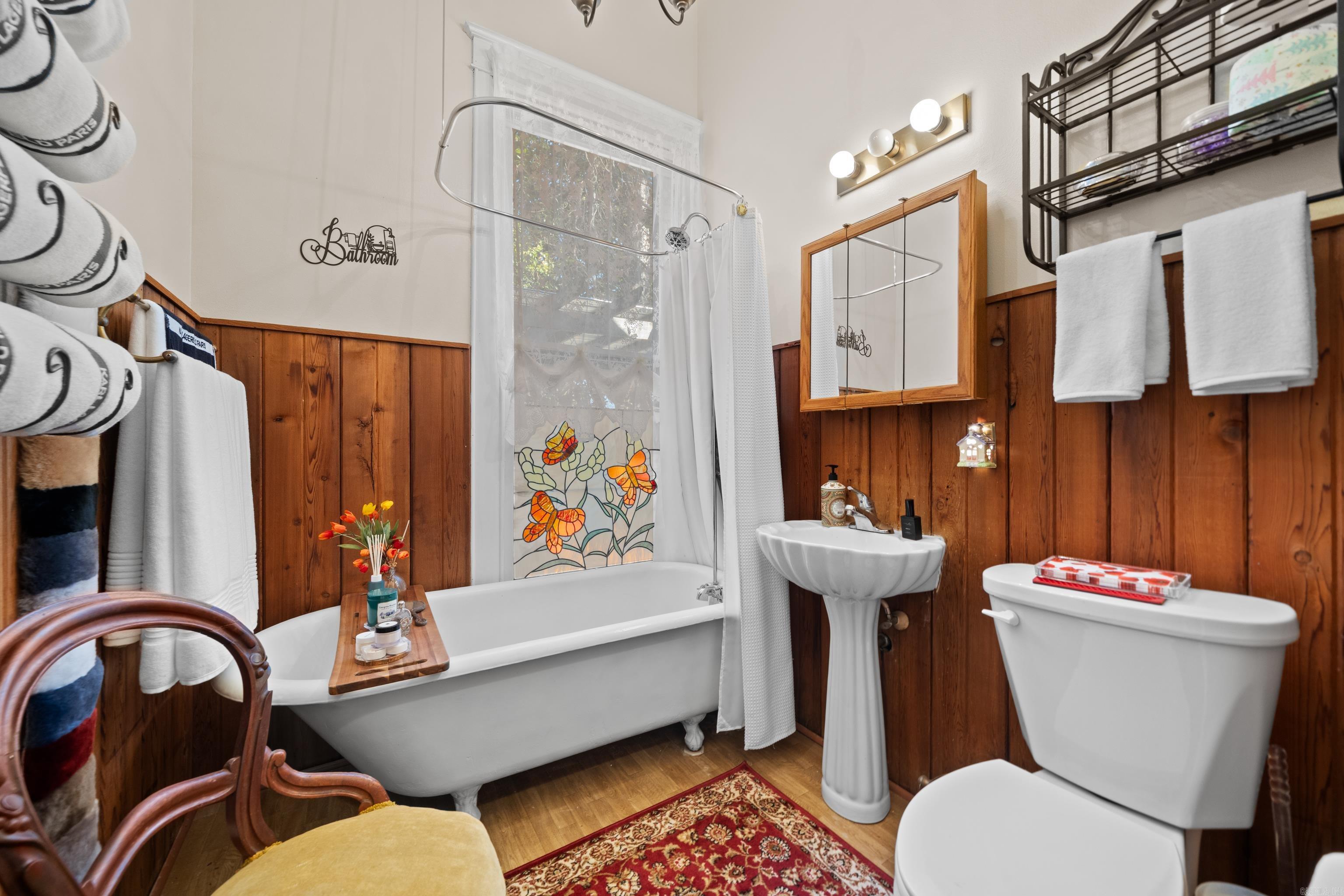 138 Parkhill  Hot Springs, AR