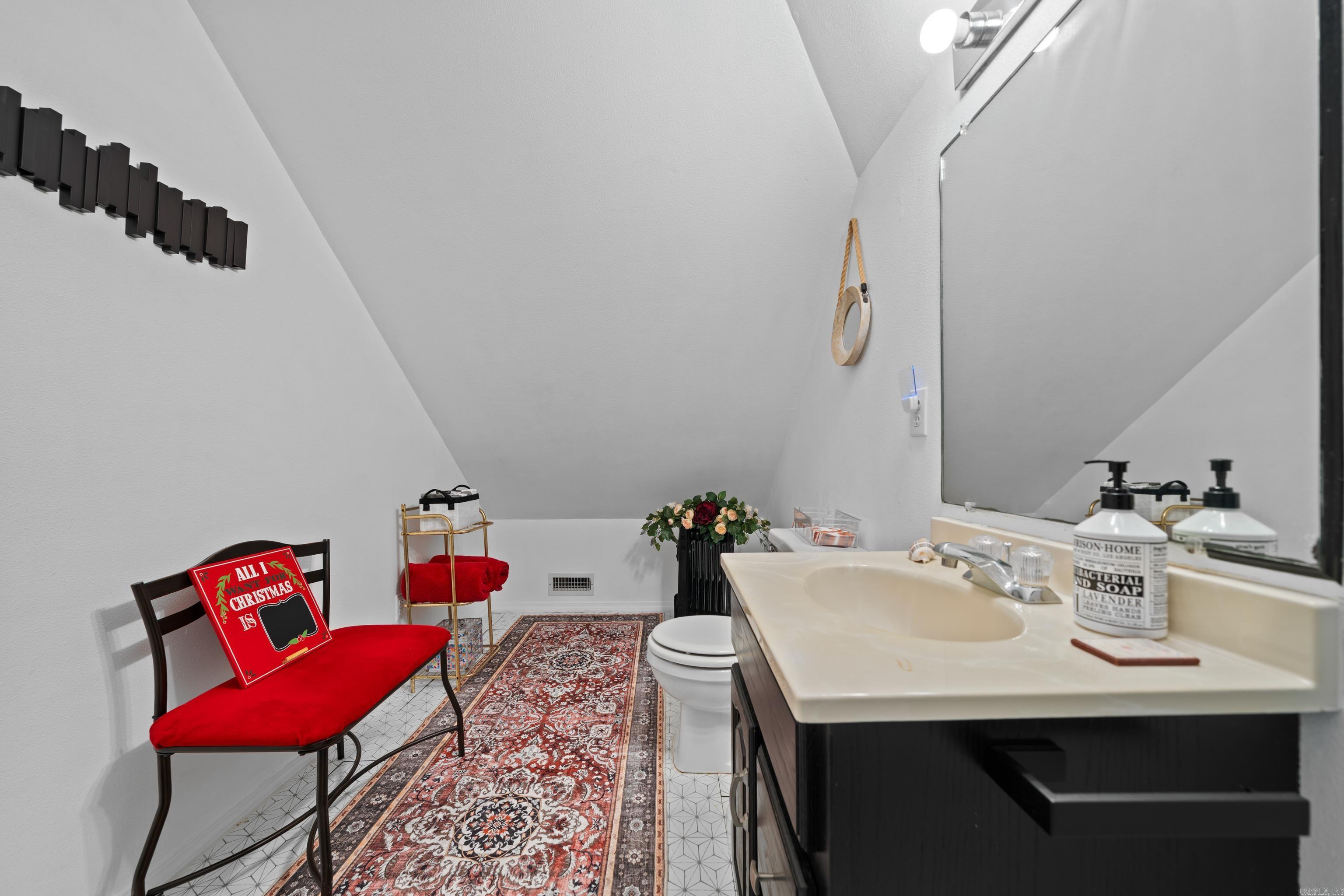 138 Parkhill  Hot Springs, AR