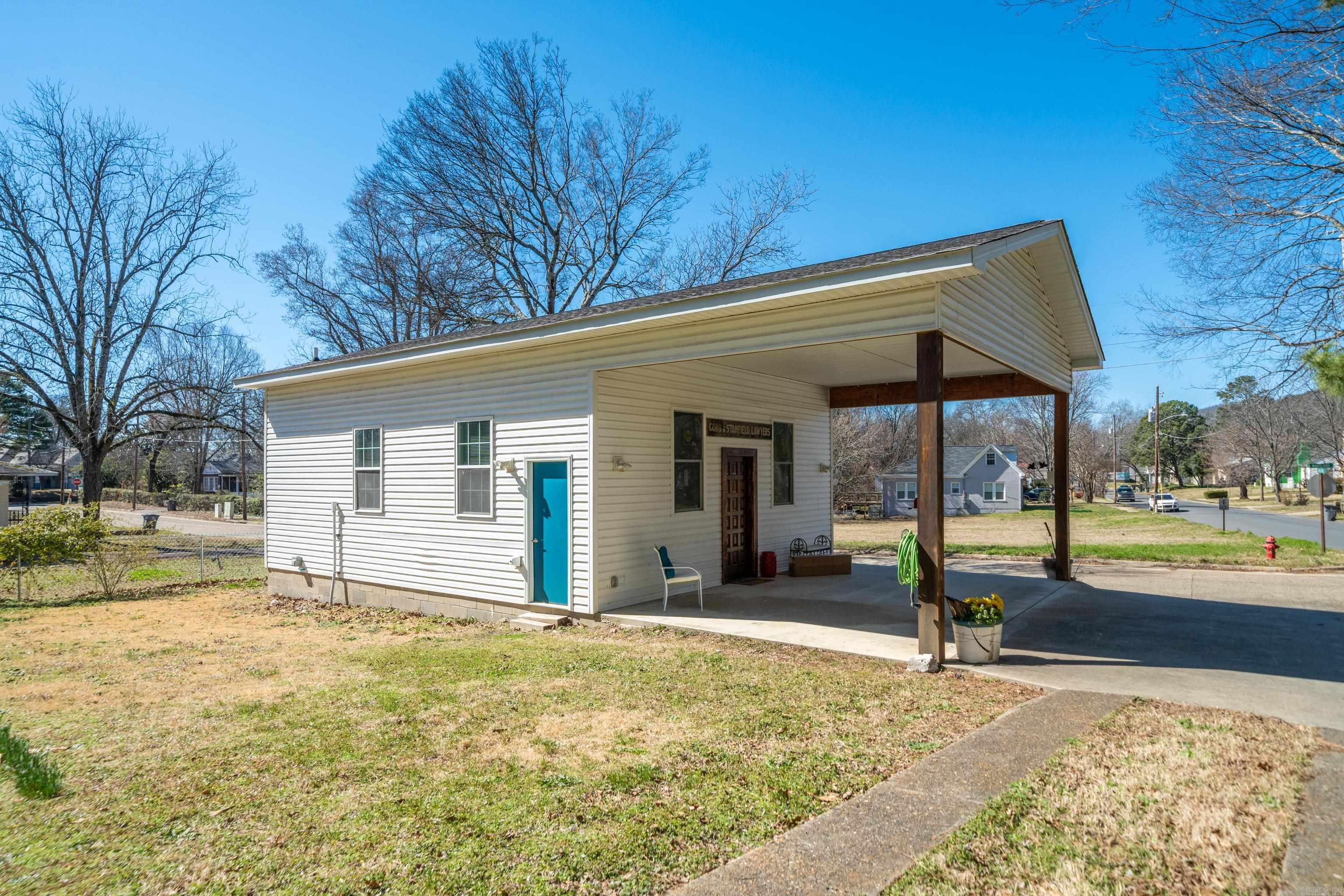 138 Parkhill  Hot Springs, AR