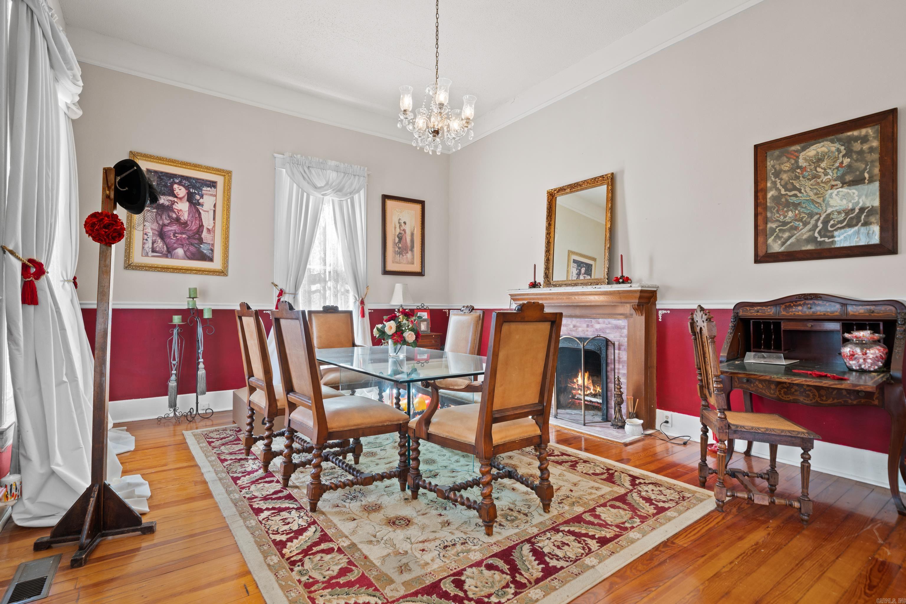 138 Parkhill  Hot Springs, AR