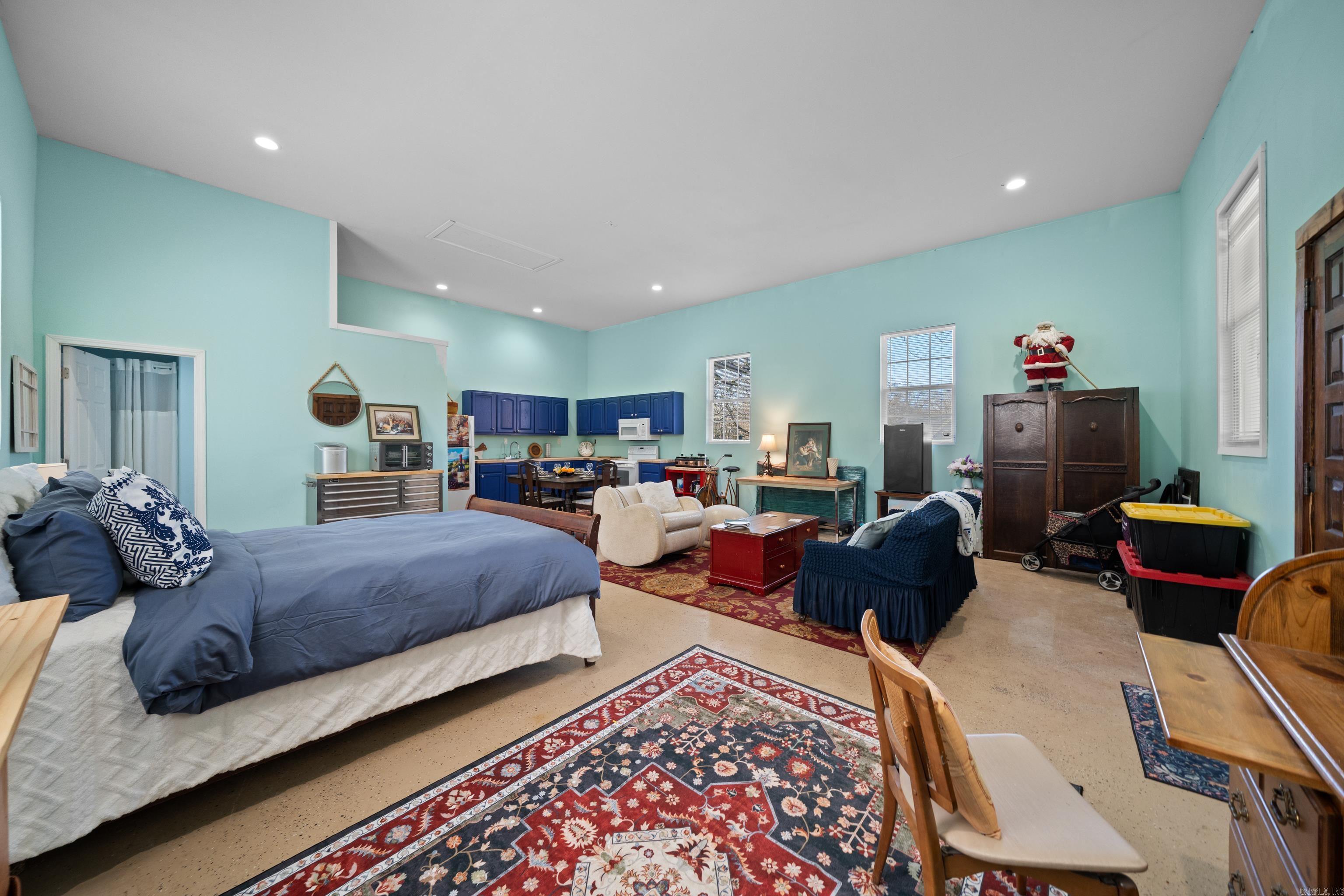 138 Parkhill  Hot Springs, AR