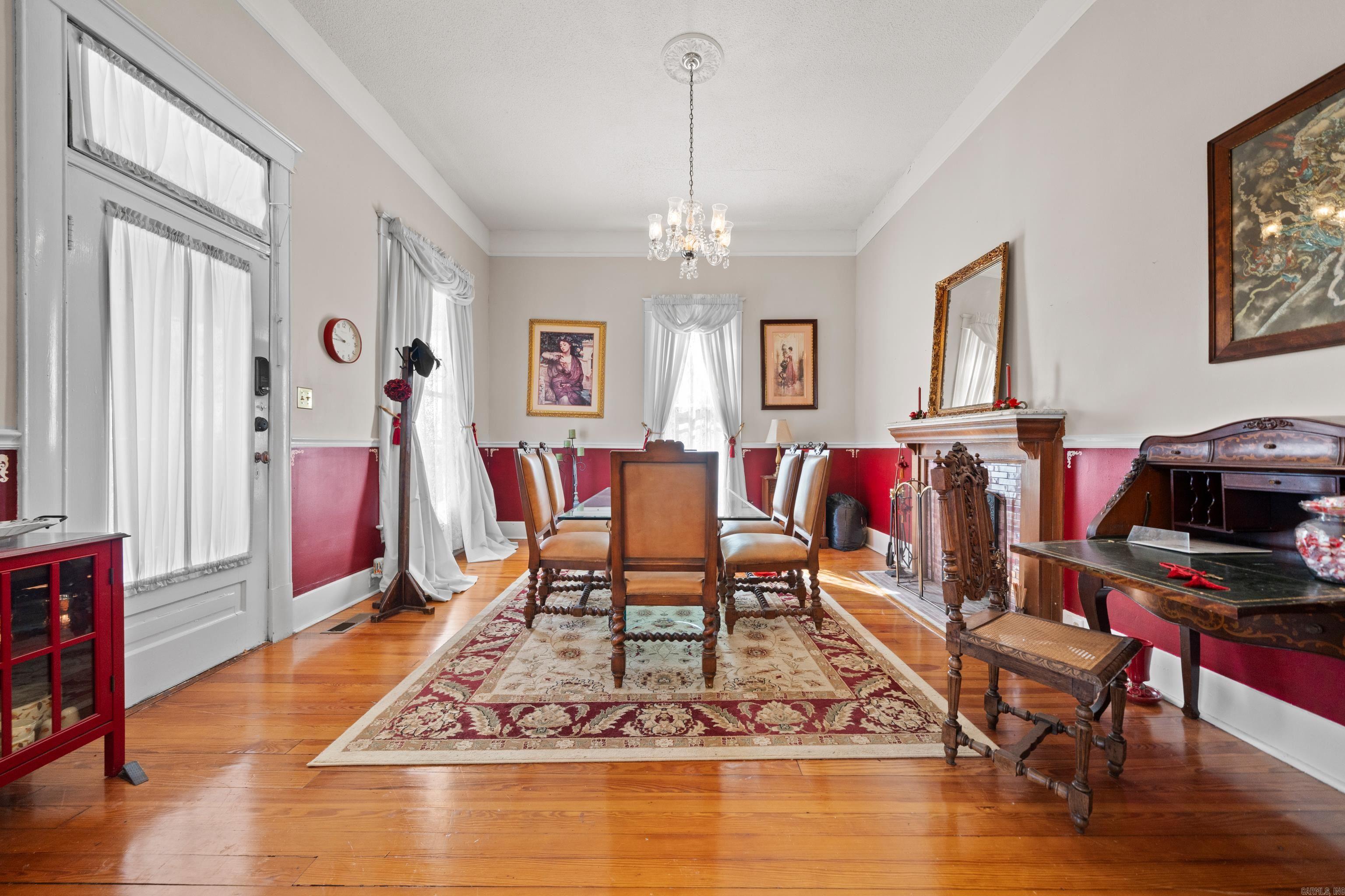 138 Parkhill  Hot Springs, AR