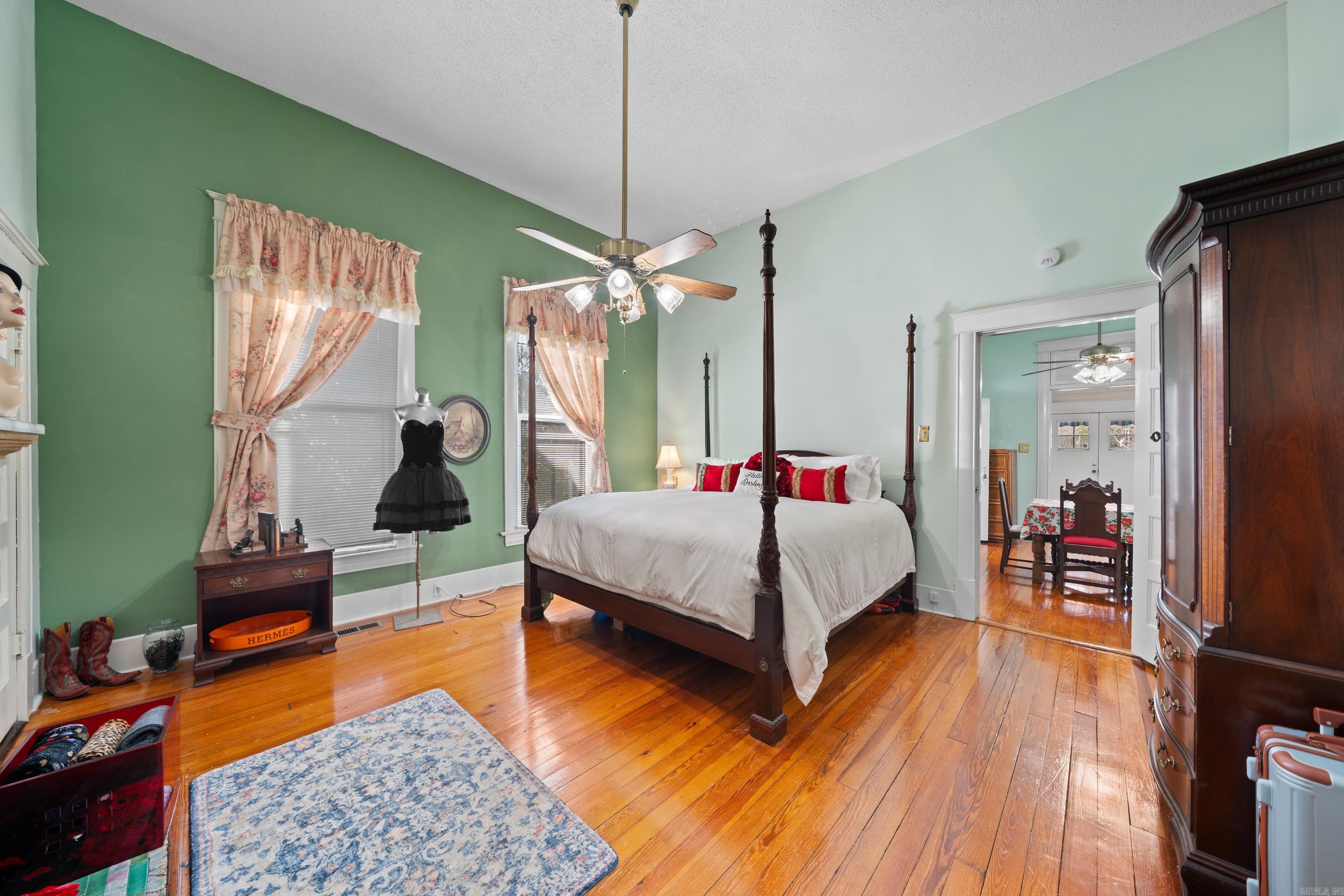 138 Parkhill  Hot Springs, AR