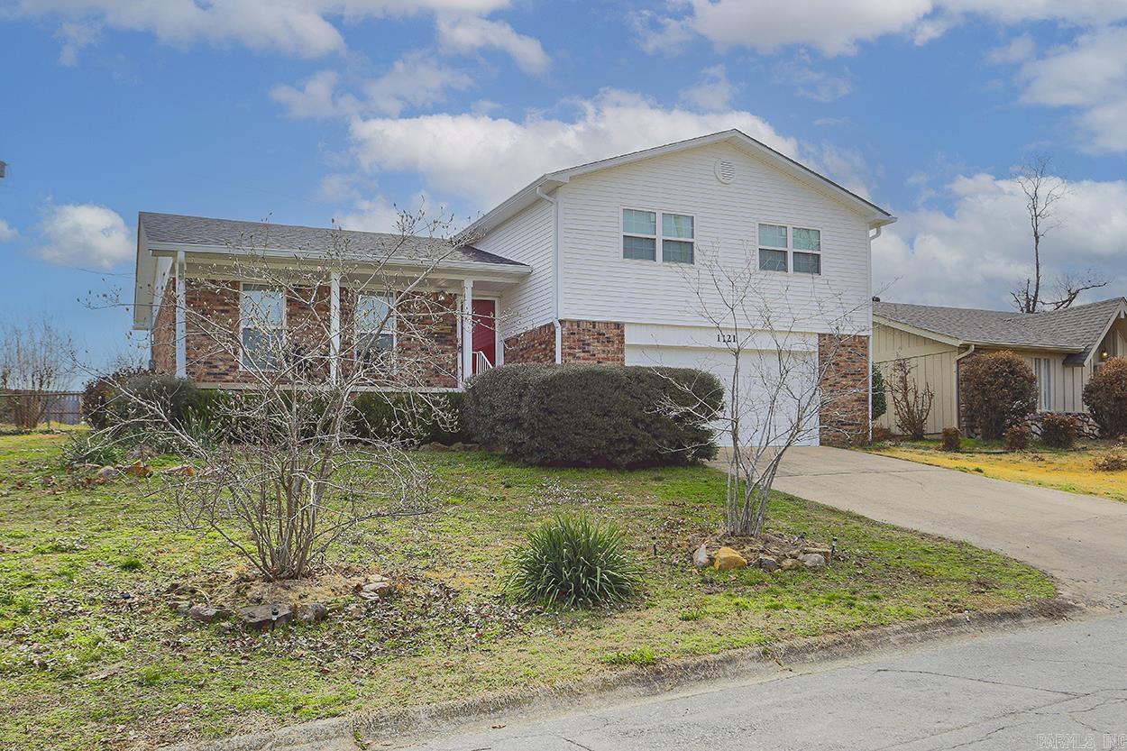 1121 Briar Creek  Little Rock, AR