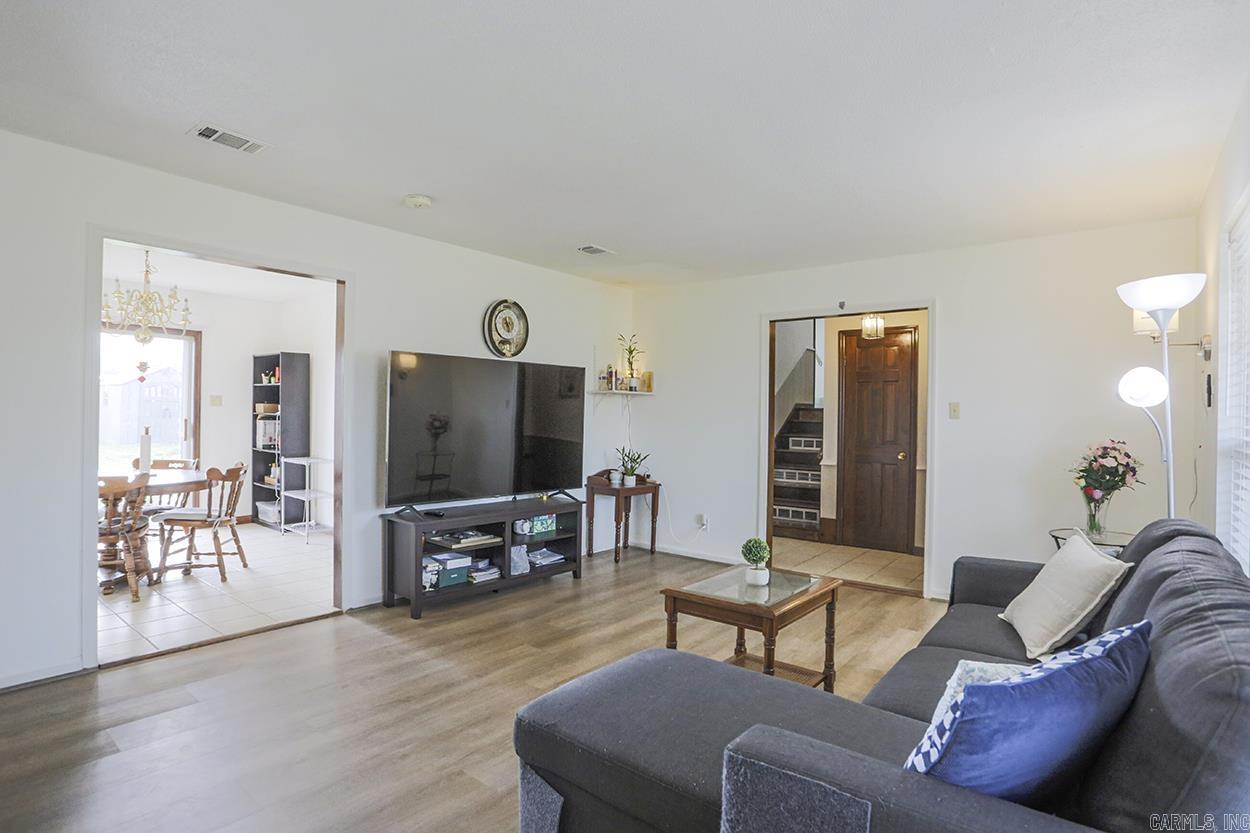 1121 Briar Creek  Little Rock, AR