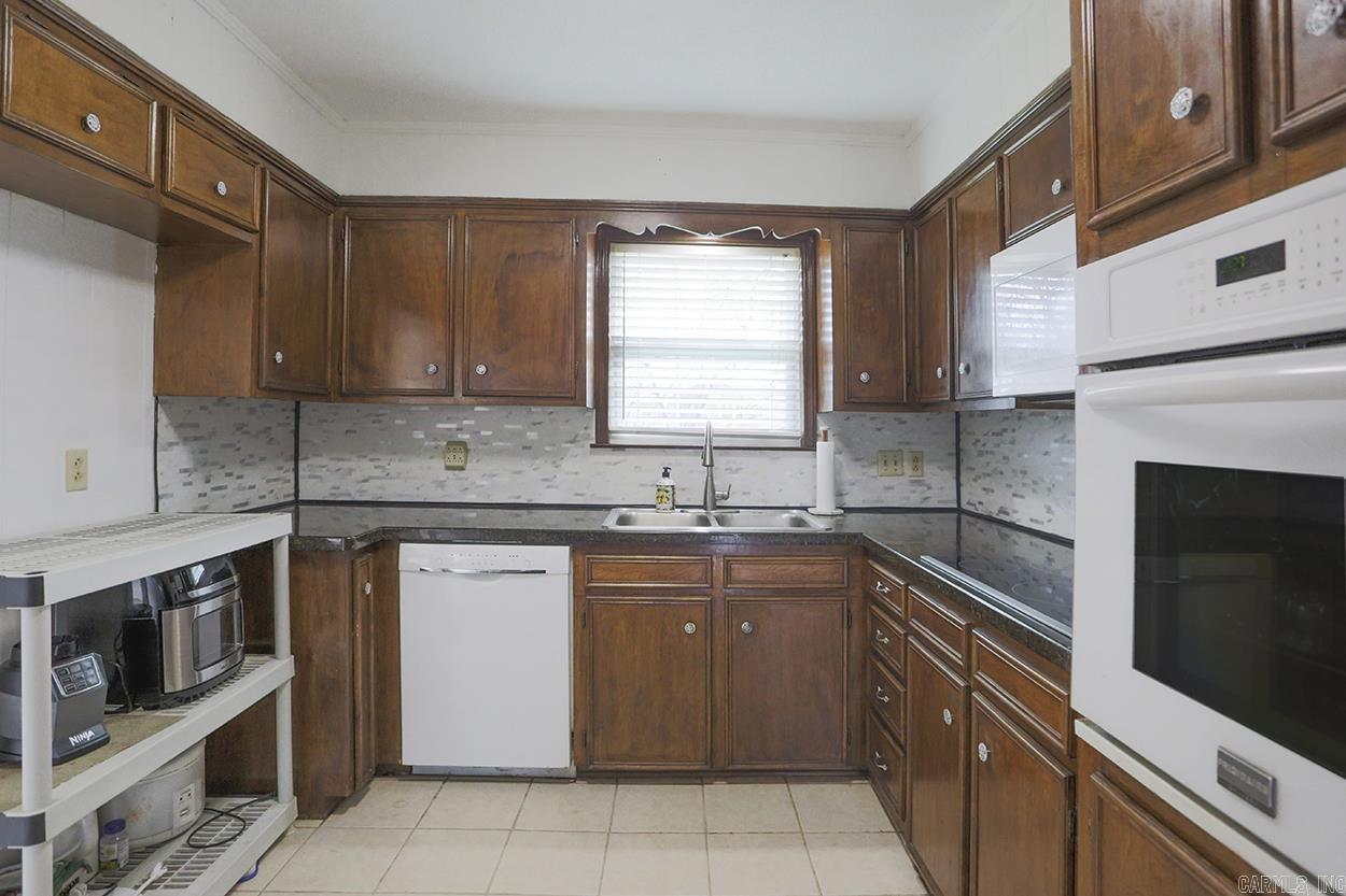 1121 Briar Creek  Little Rock, AR