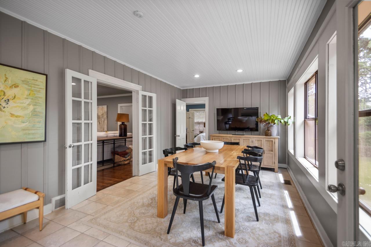 6523 Cantrell  Little Rock, AR