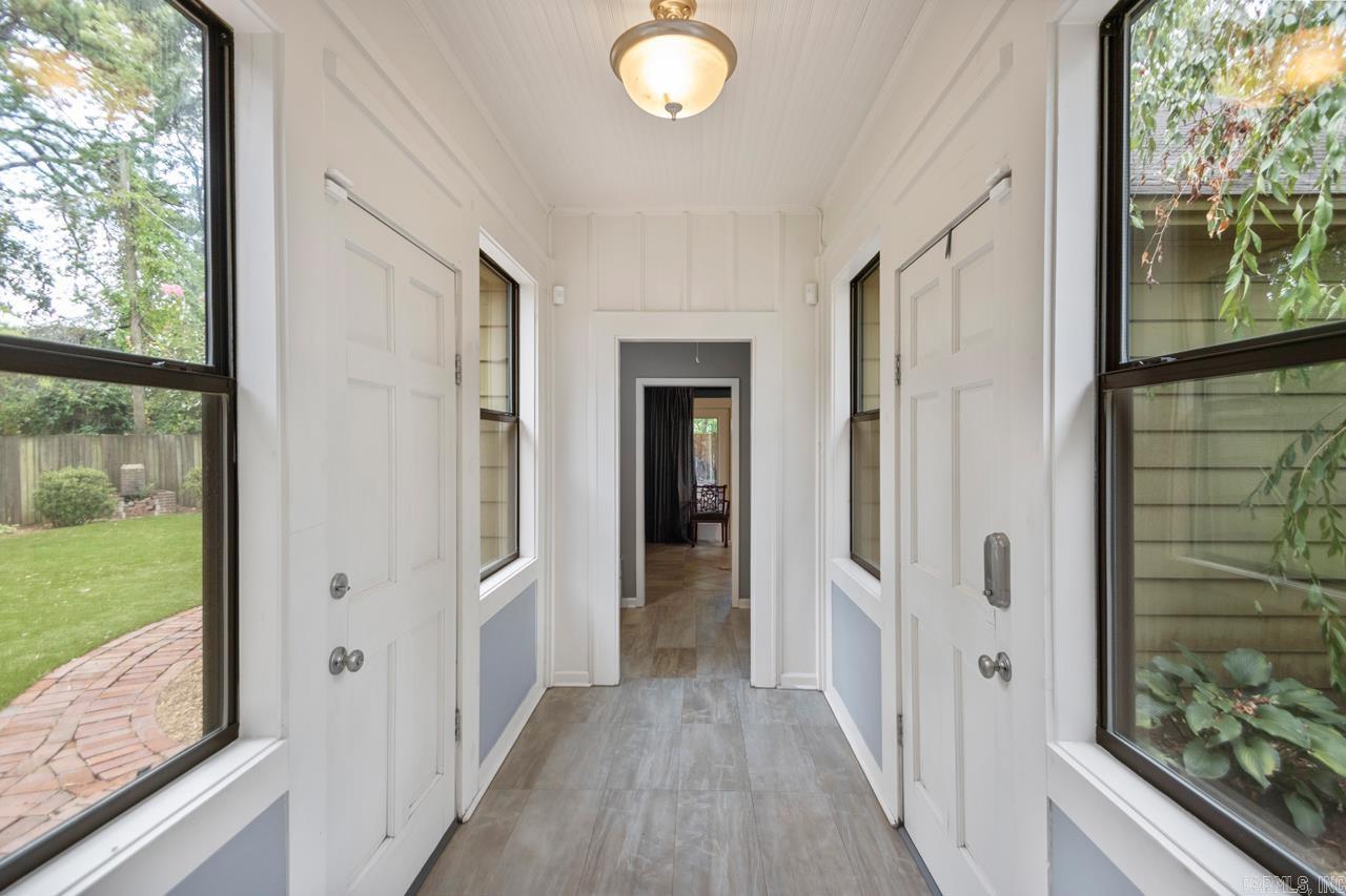 6523 Cantrell  Little Rock, AR