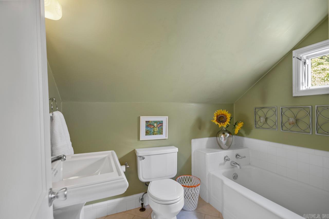 6523 Cantrell  Little Rock, AR