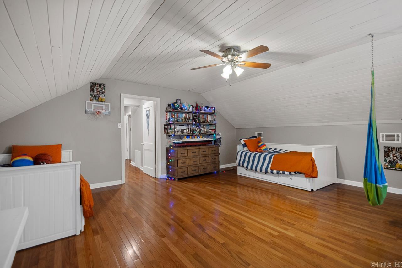 6523 Cantrell  Little Rock, AR