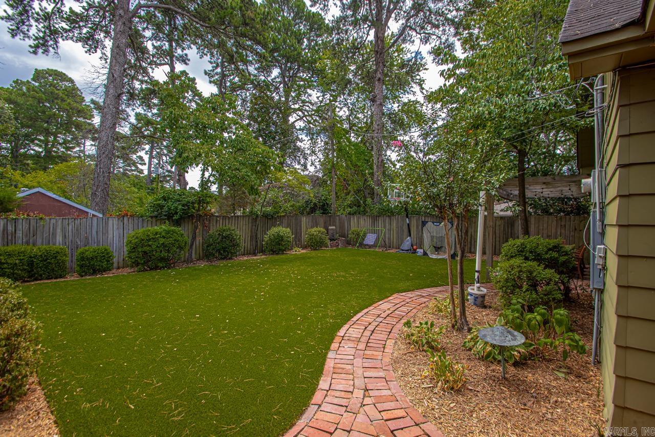 6523 Cantrell  Little Rock, AR