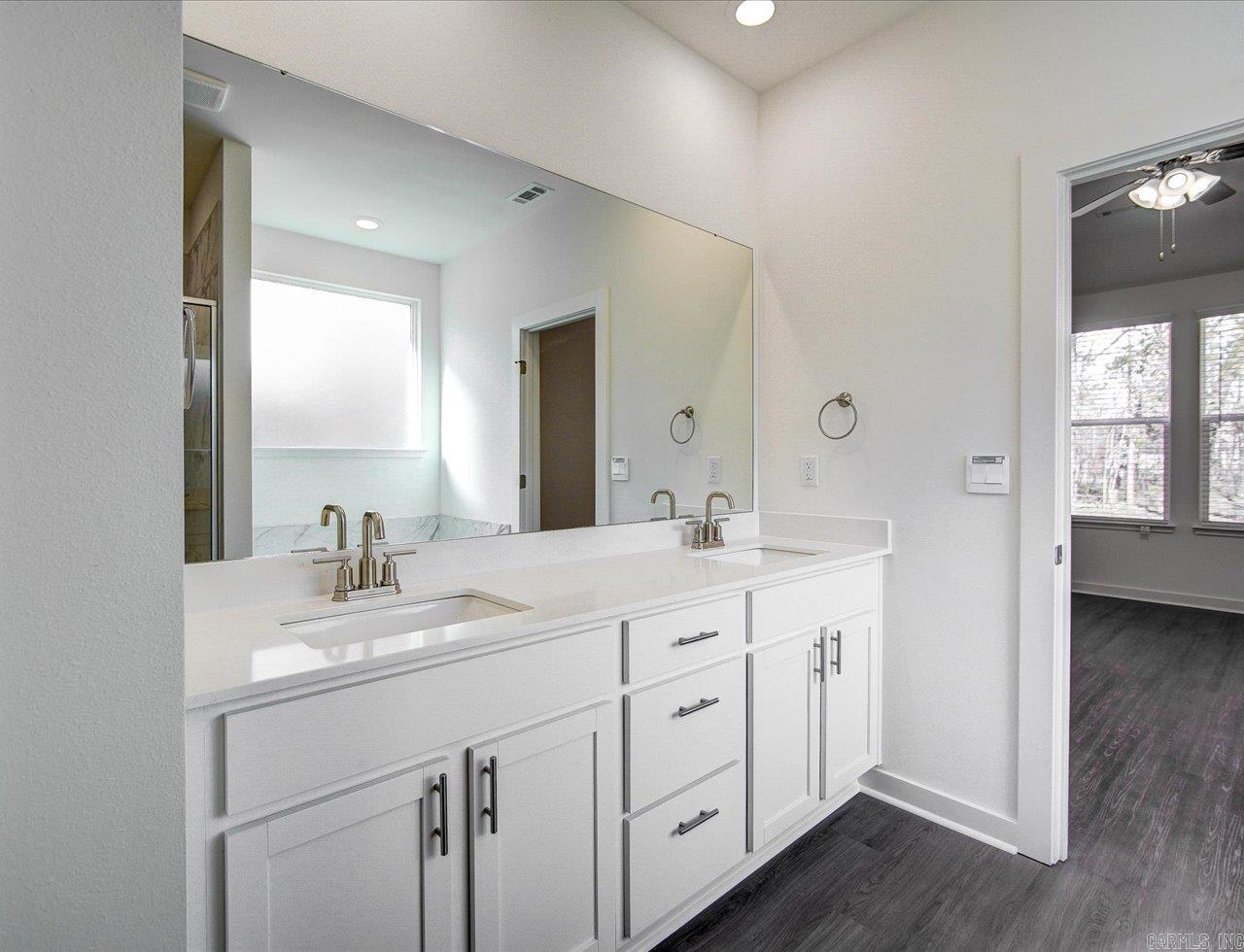 400 Lainey  Maumelle, AR