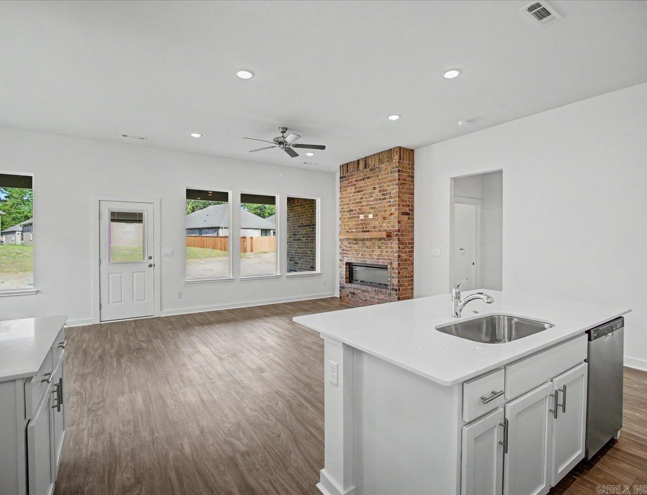 400 Lainey  Maumelle, AR