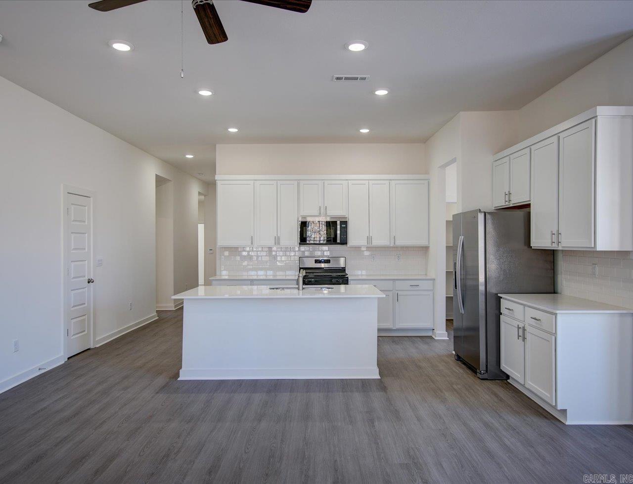 400 Lainey Lane Maumelle, AR 72113