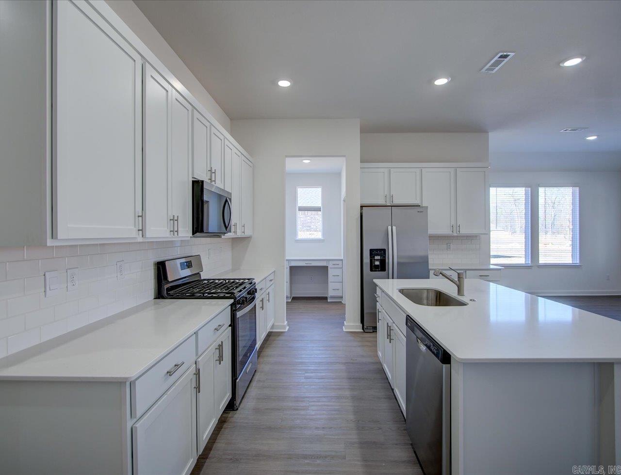 400 Lainey Lane Maumelle, AR 72113