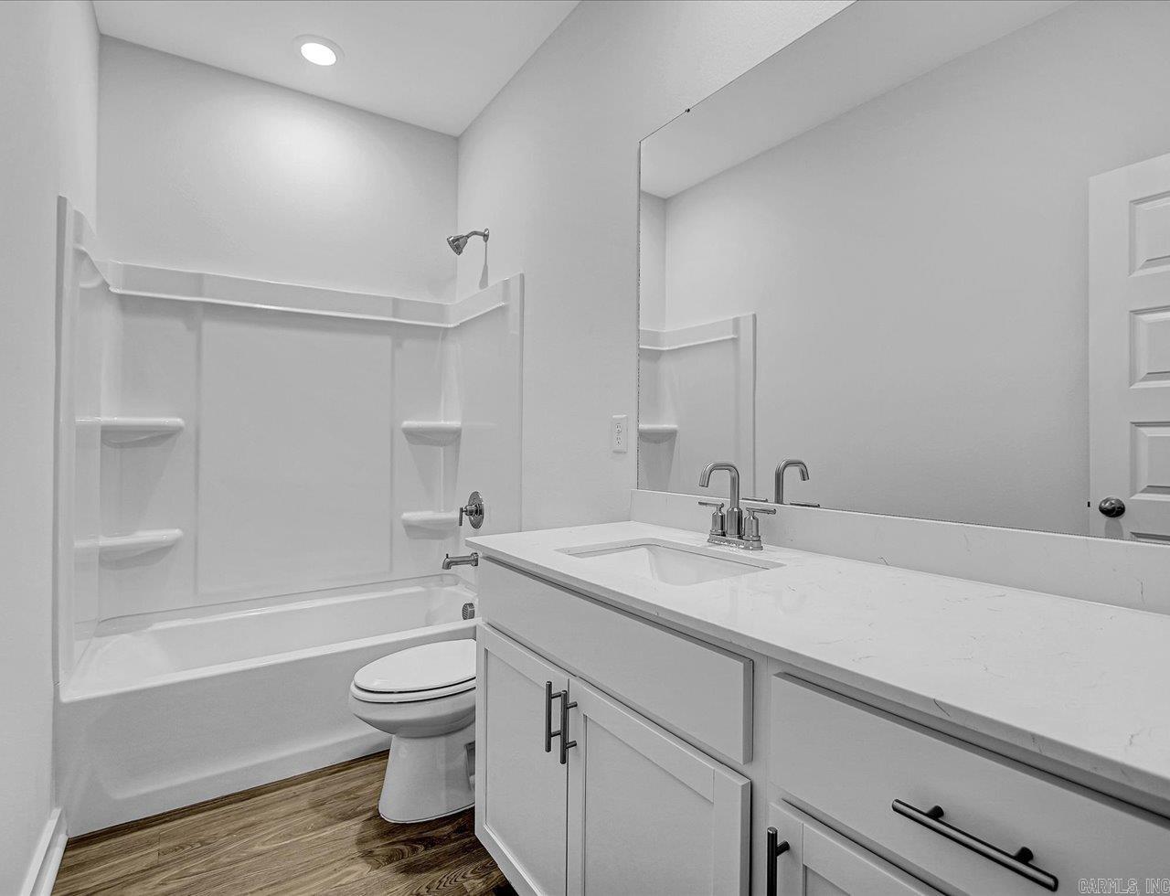 402 Lainey Drive Maumelle, AR 72113