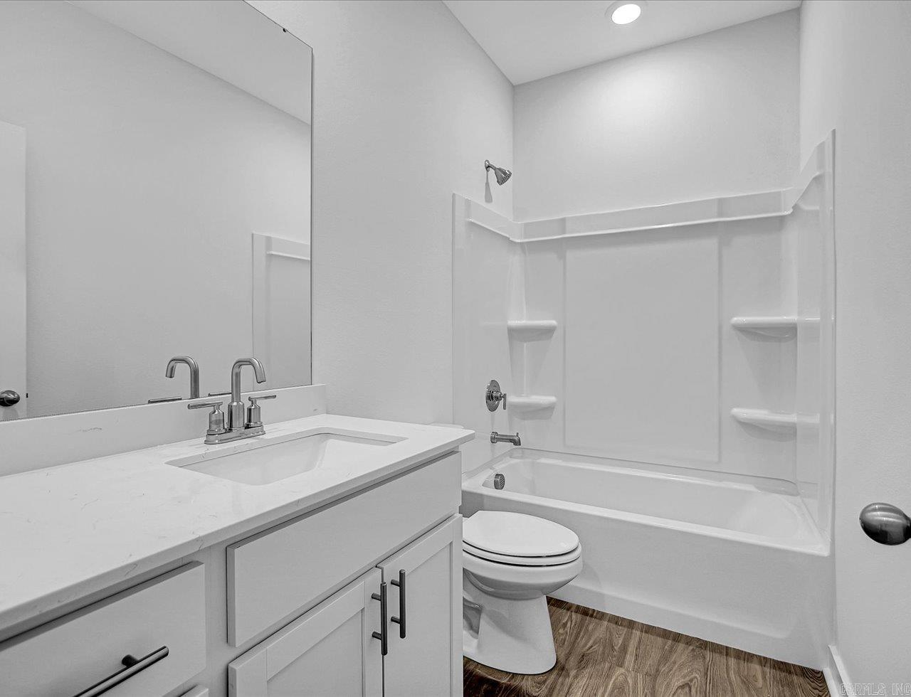 402 Lainey Drive Maumelle, AR 72113