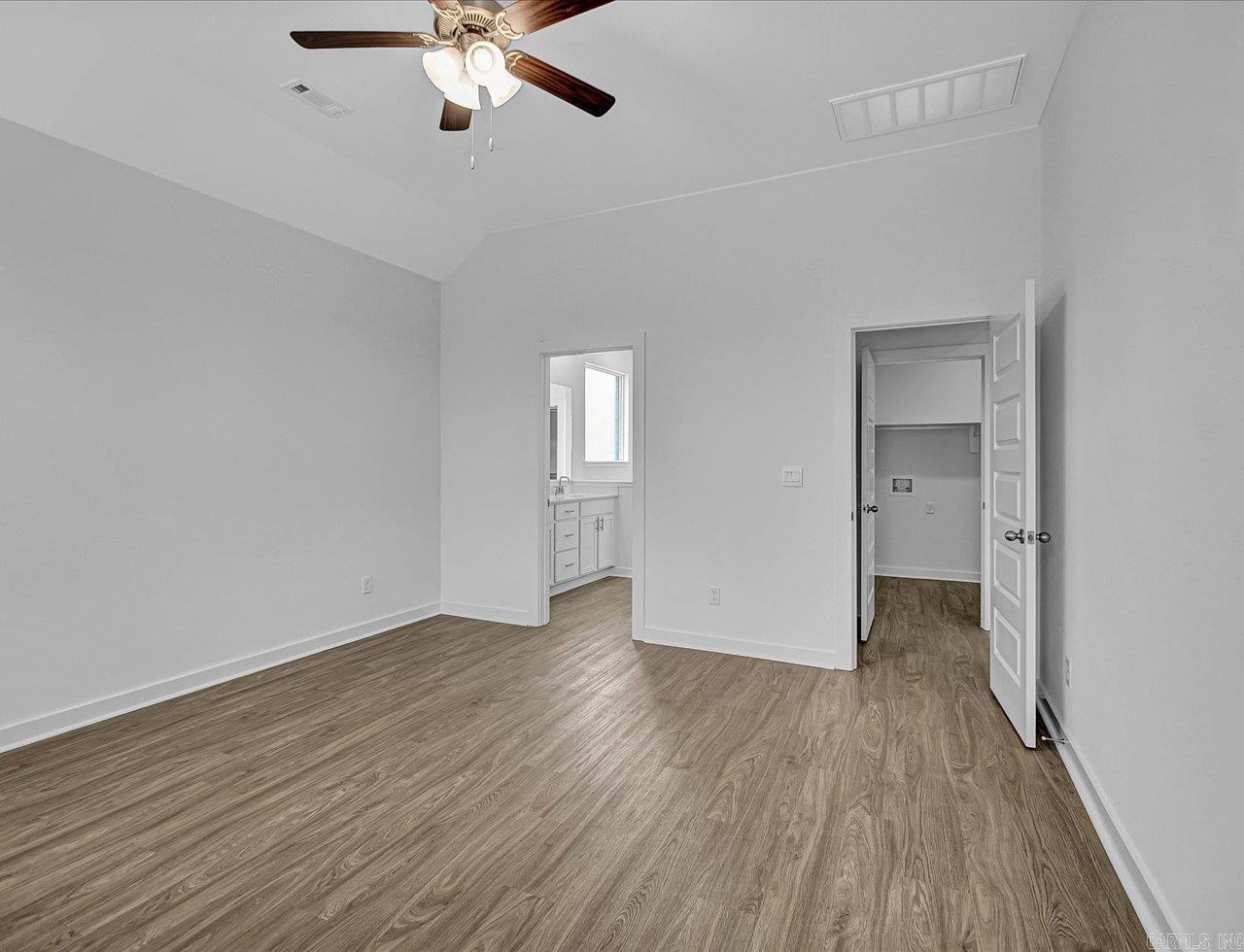 402 Lainey Drive Maumelle, AR 72113