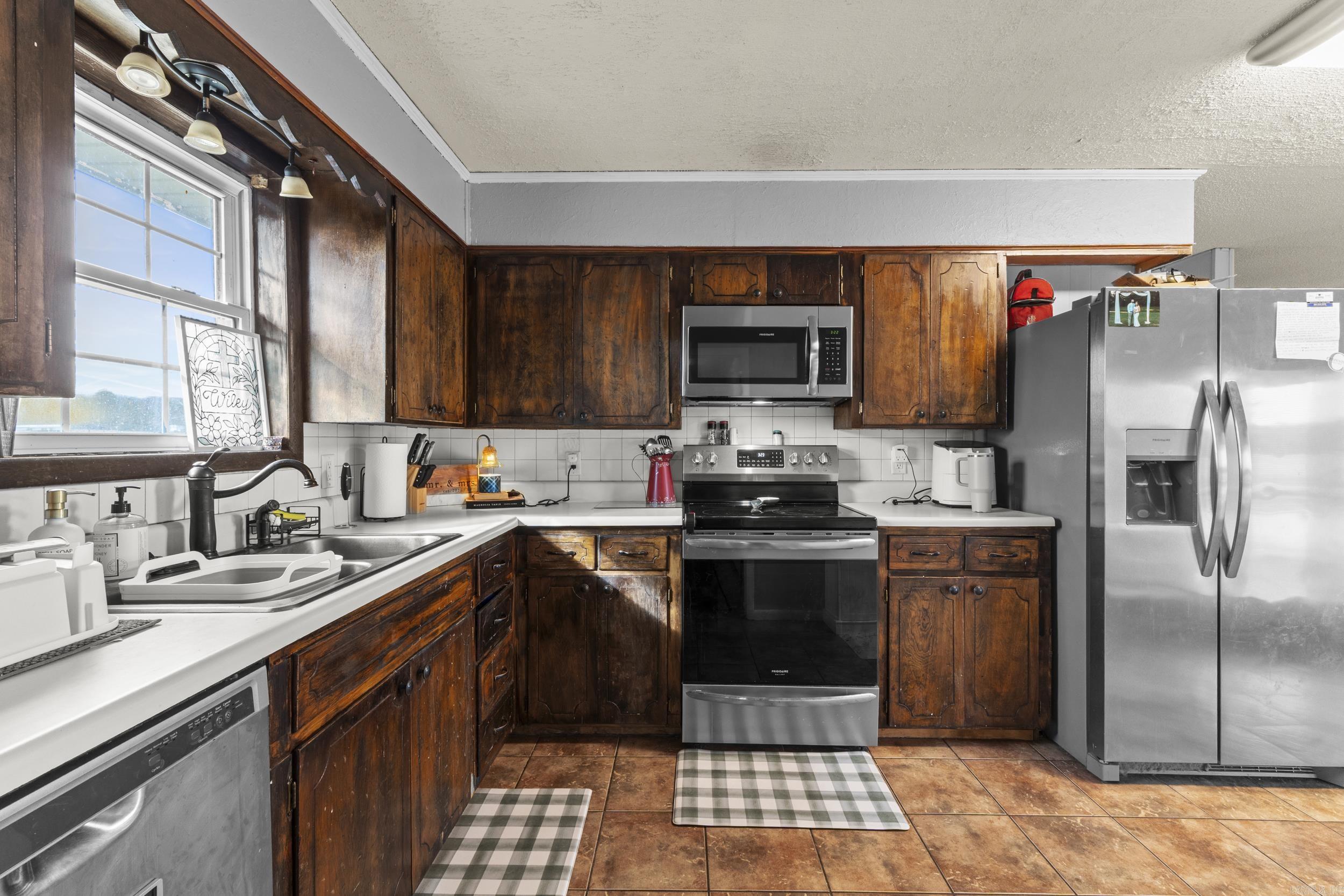 455 Hwy 285 N  Damascus, AR