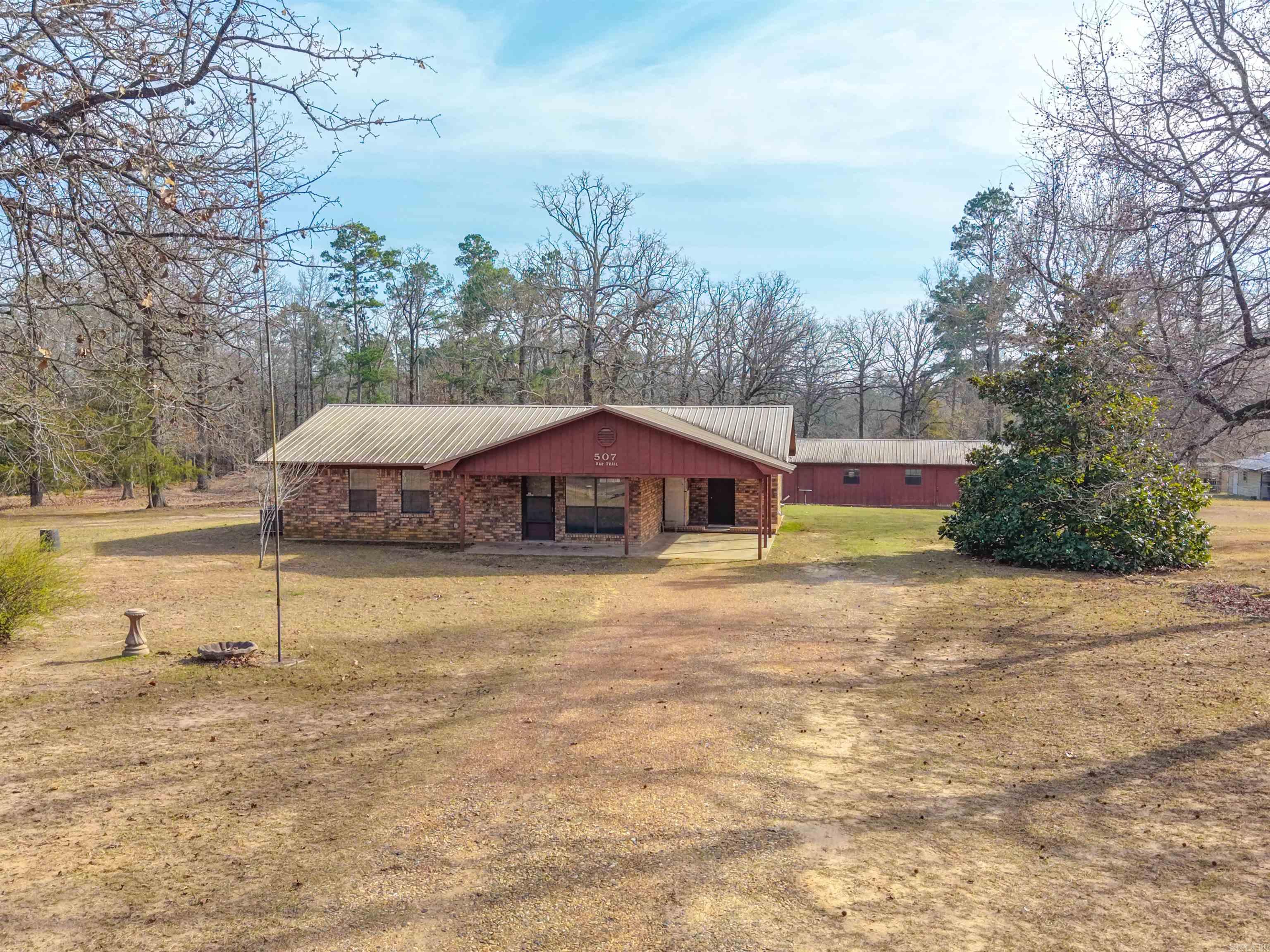 507 Oak Trail  Queen City, TX