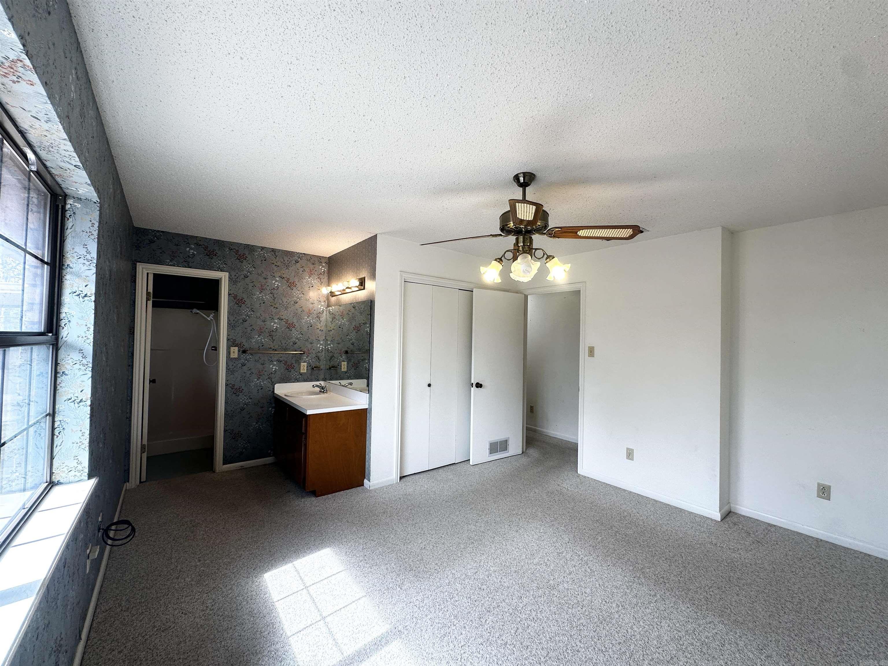 507 Oak Trail  Queen City, TX