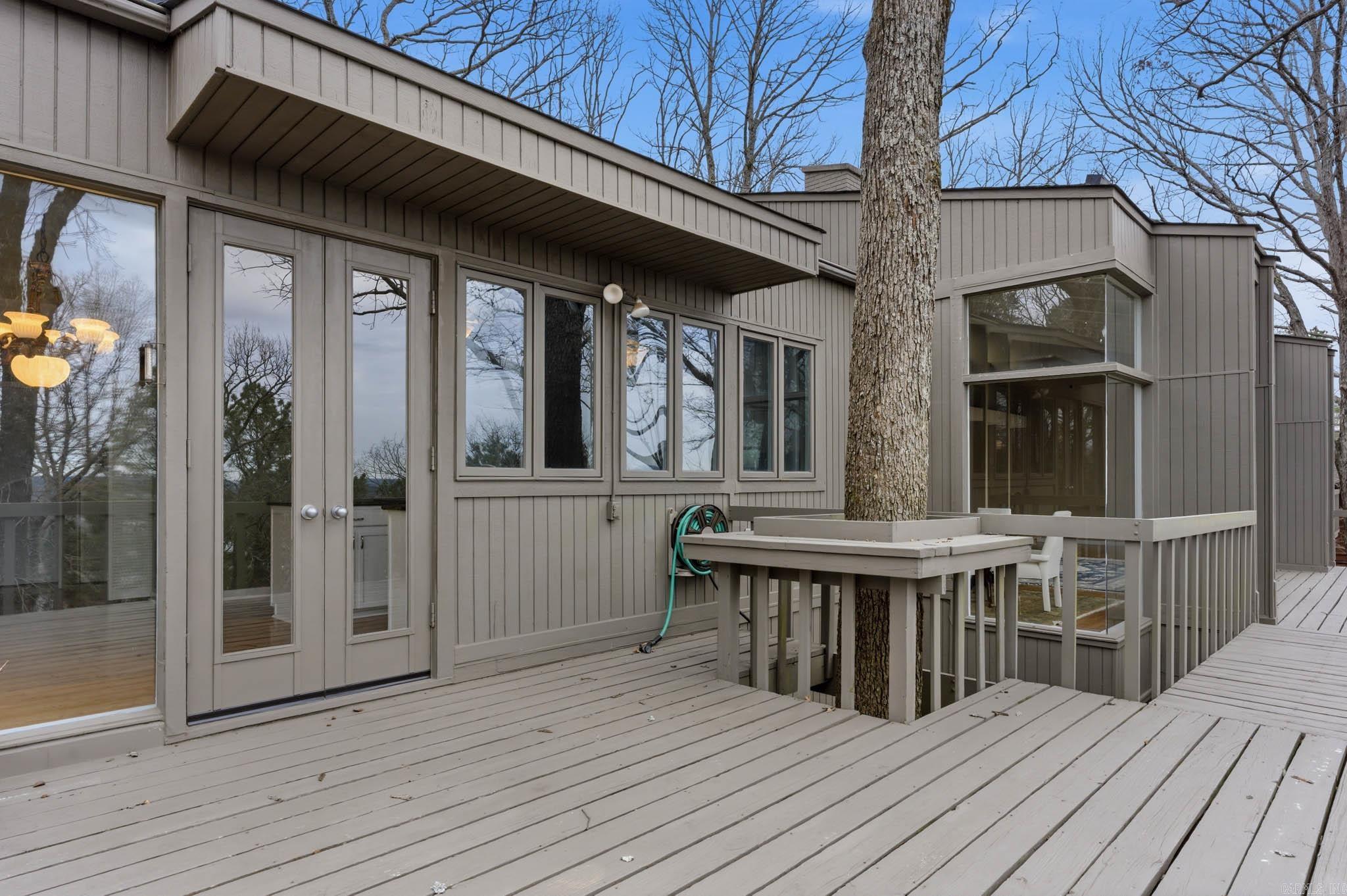 9 Timberlake  Little Rock, AR