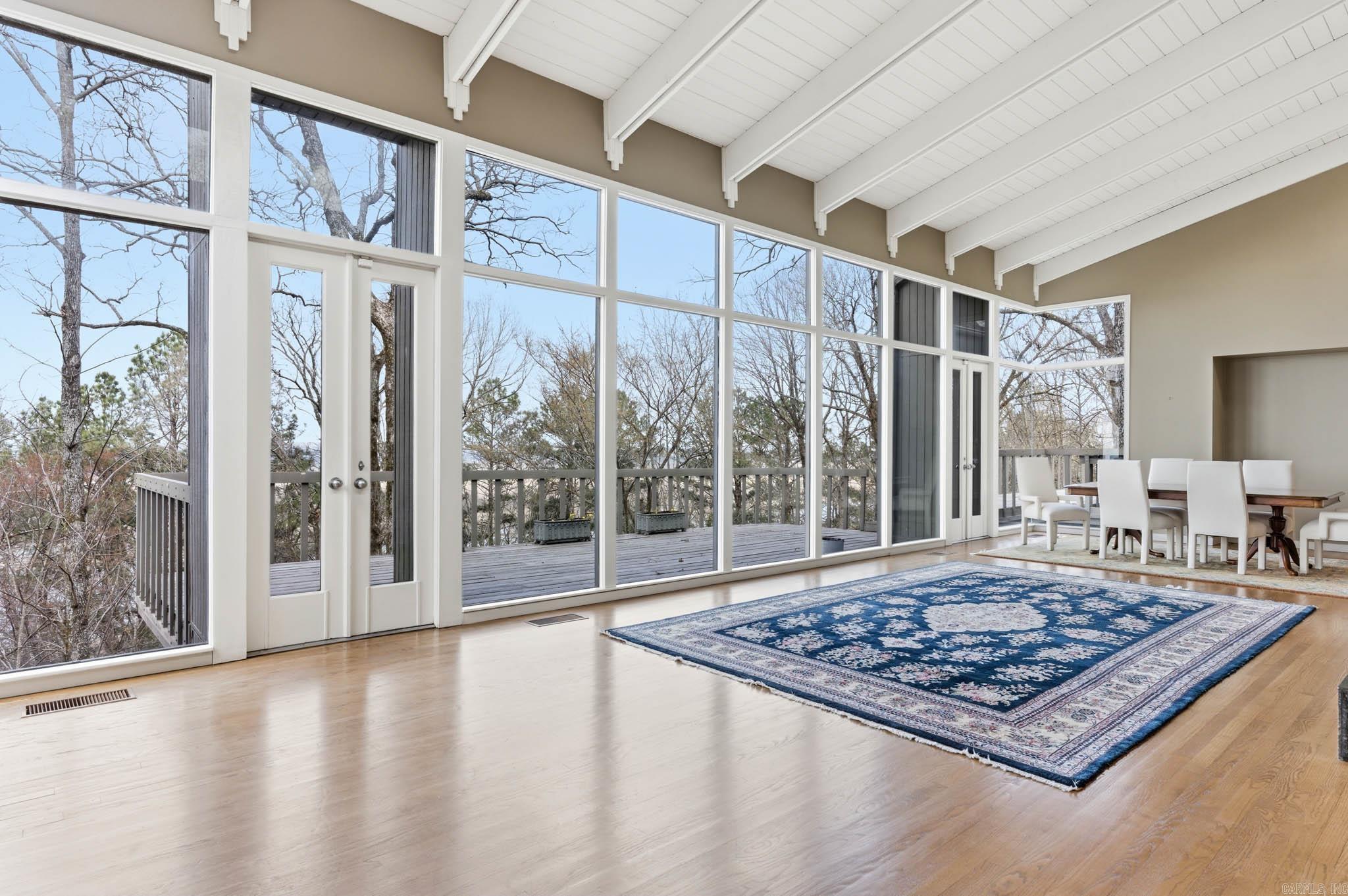 9 Timberlake  Little Rock, AR