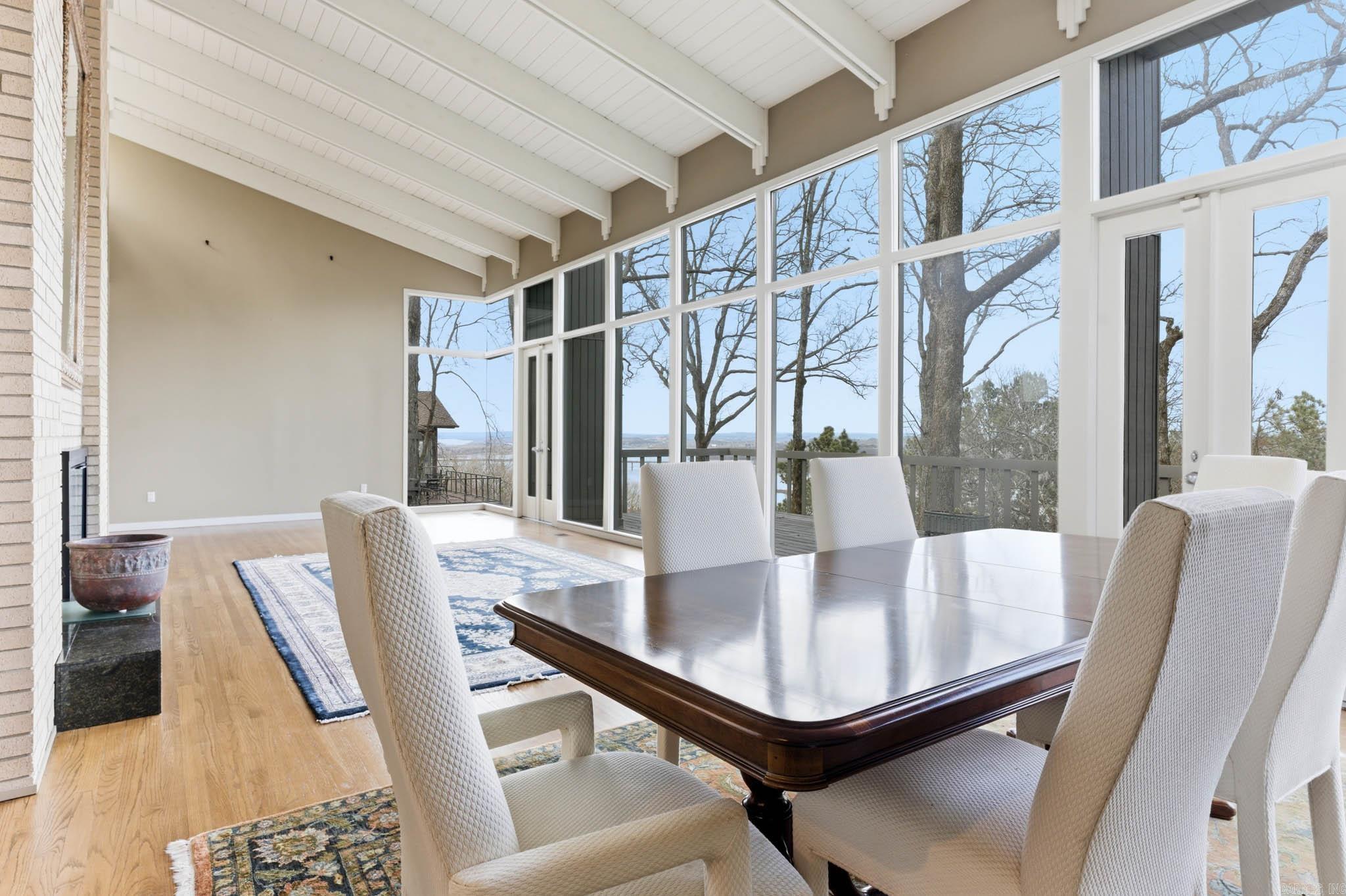 9 Timberlake  Little Rock, AR