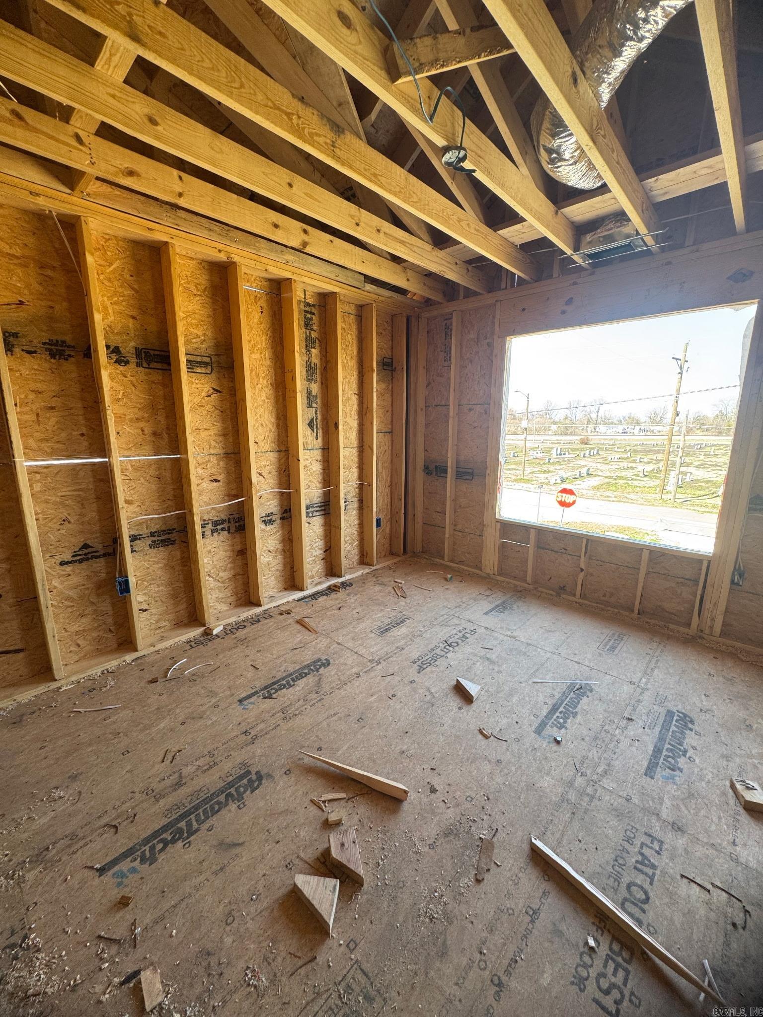 630 W Calhoun Luxora, AR 72358