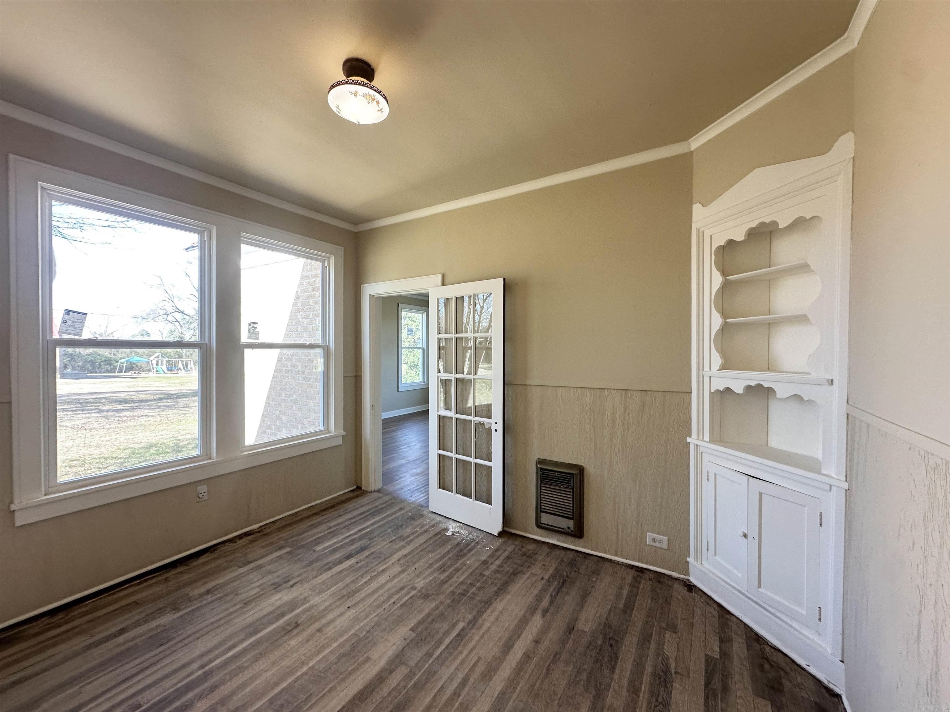 1406 E Main St.  Atlanta, TX