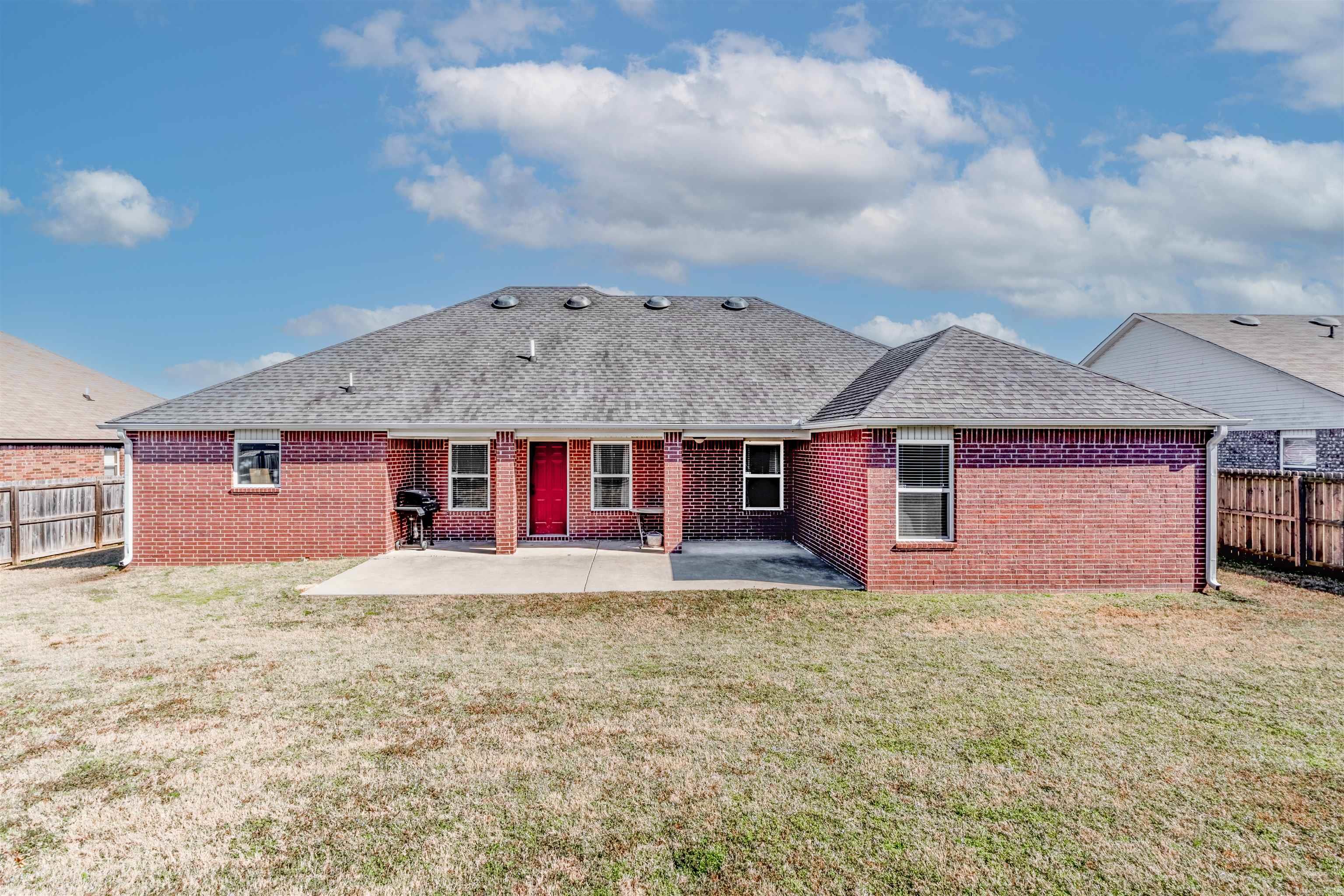 5909 Little Elm  North Little Rock, AR