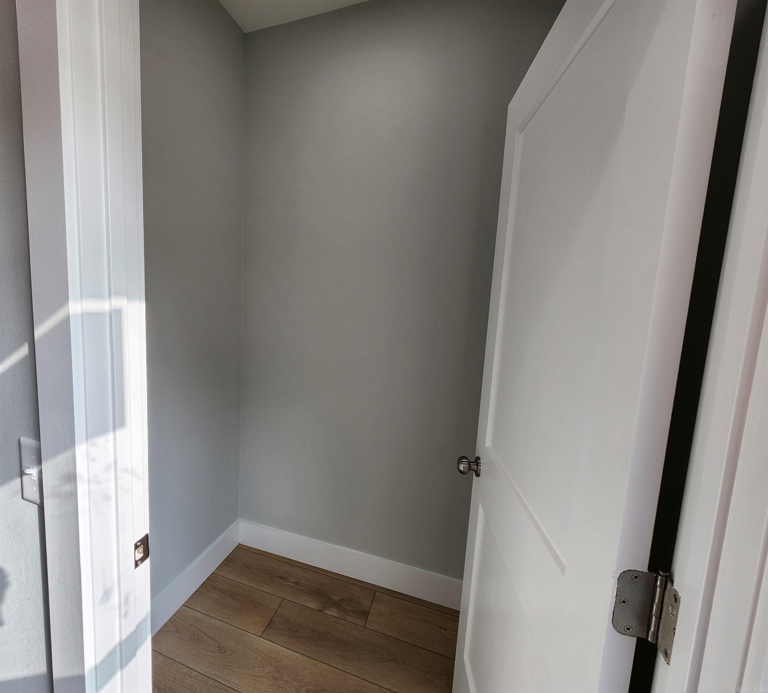 296 Walker  Higginson, AR