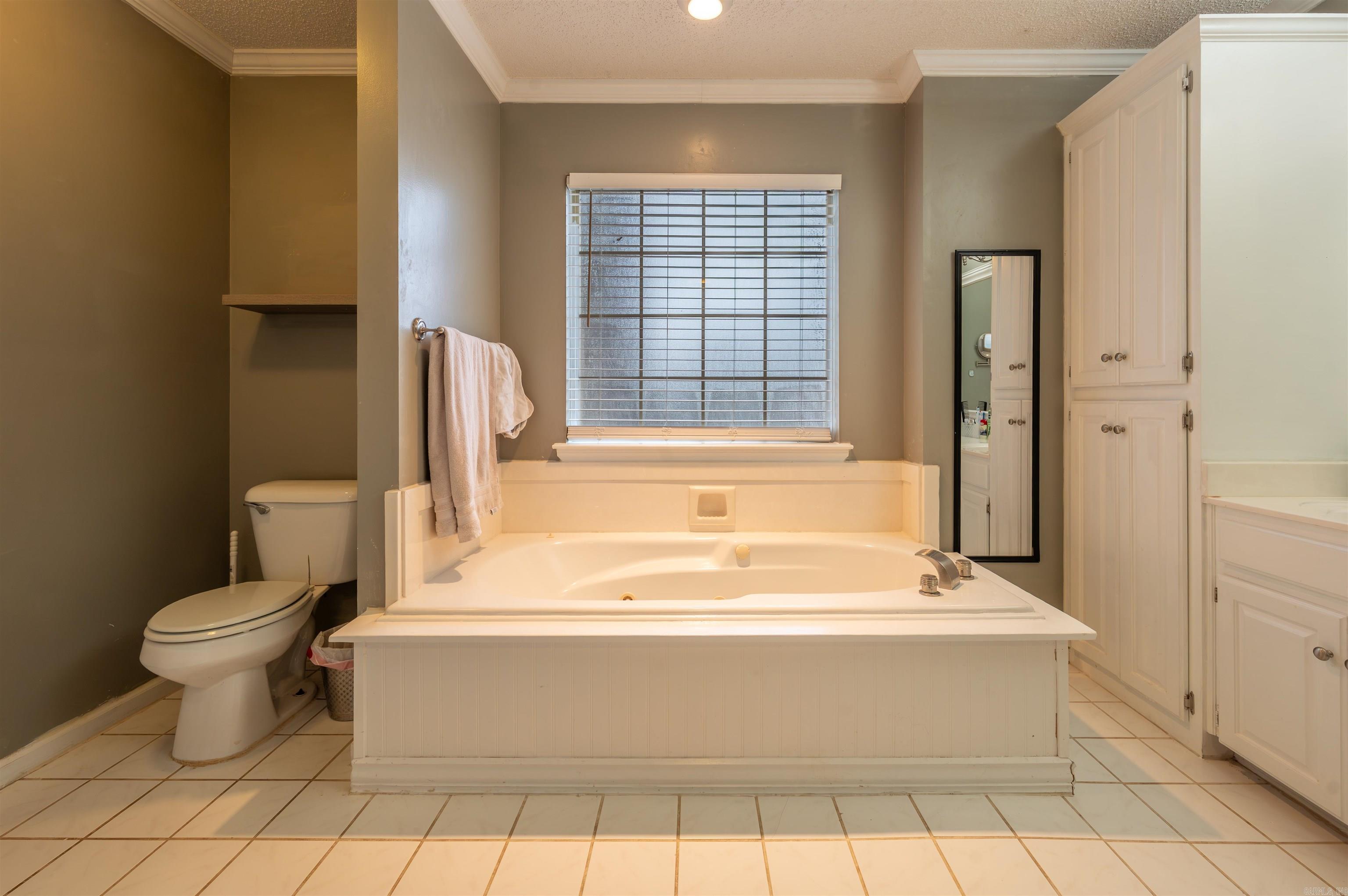 106 Foxrun Cove Jacksonville, AR 72076