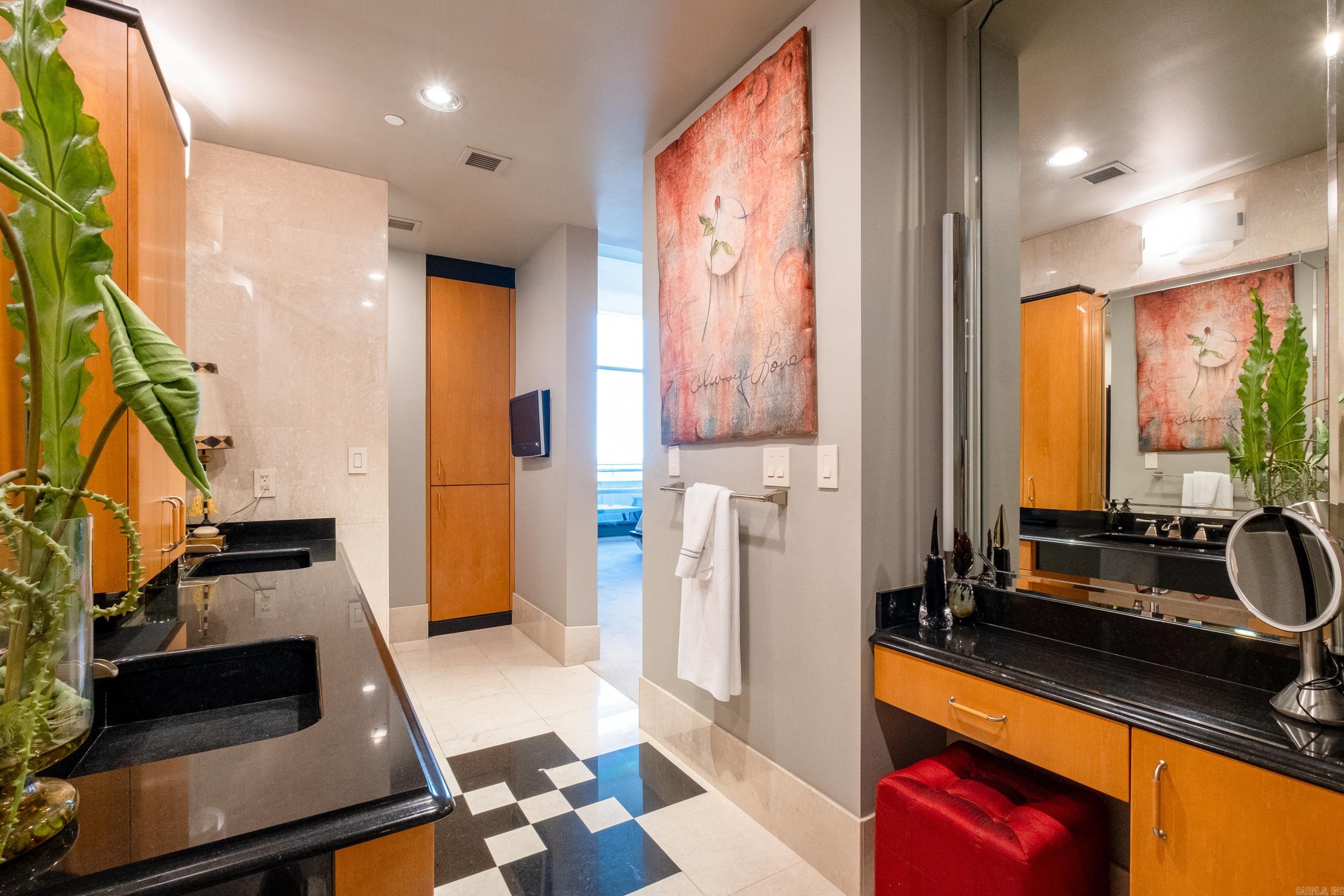 300 E Third #1701  Little Rock, AR