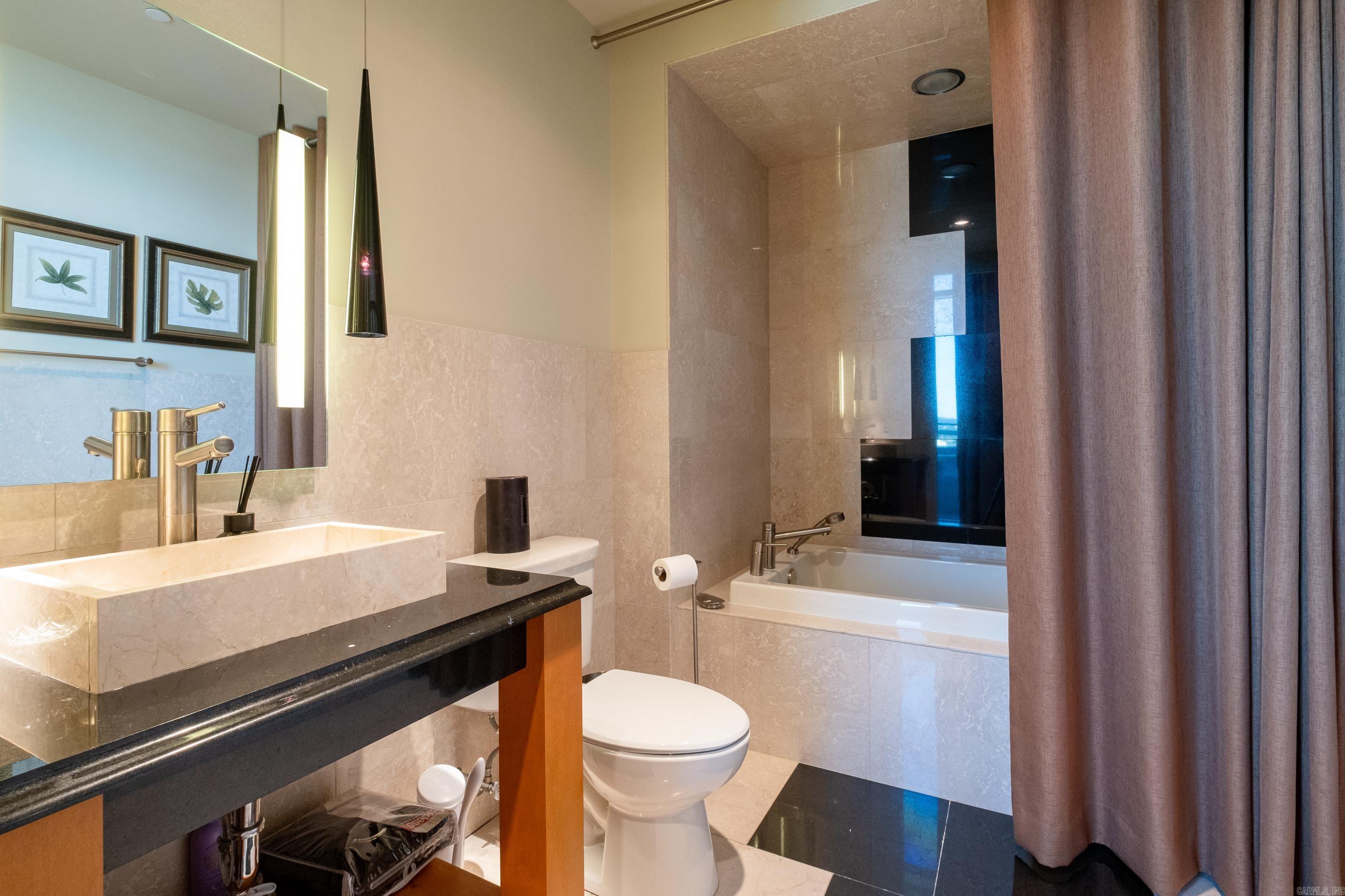 300 E Third #1701  Little Rock, AR