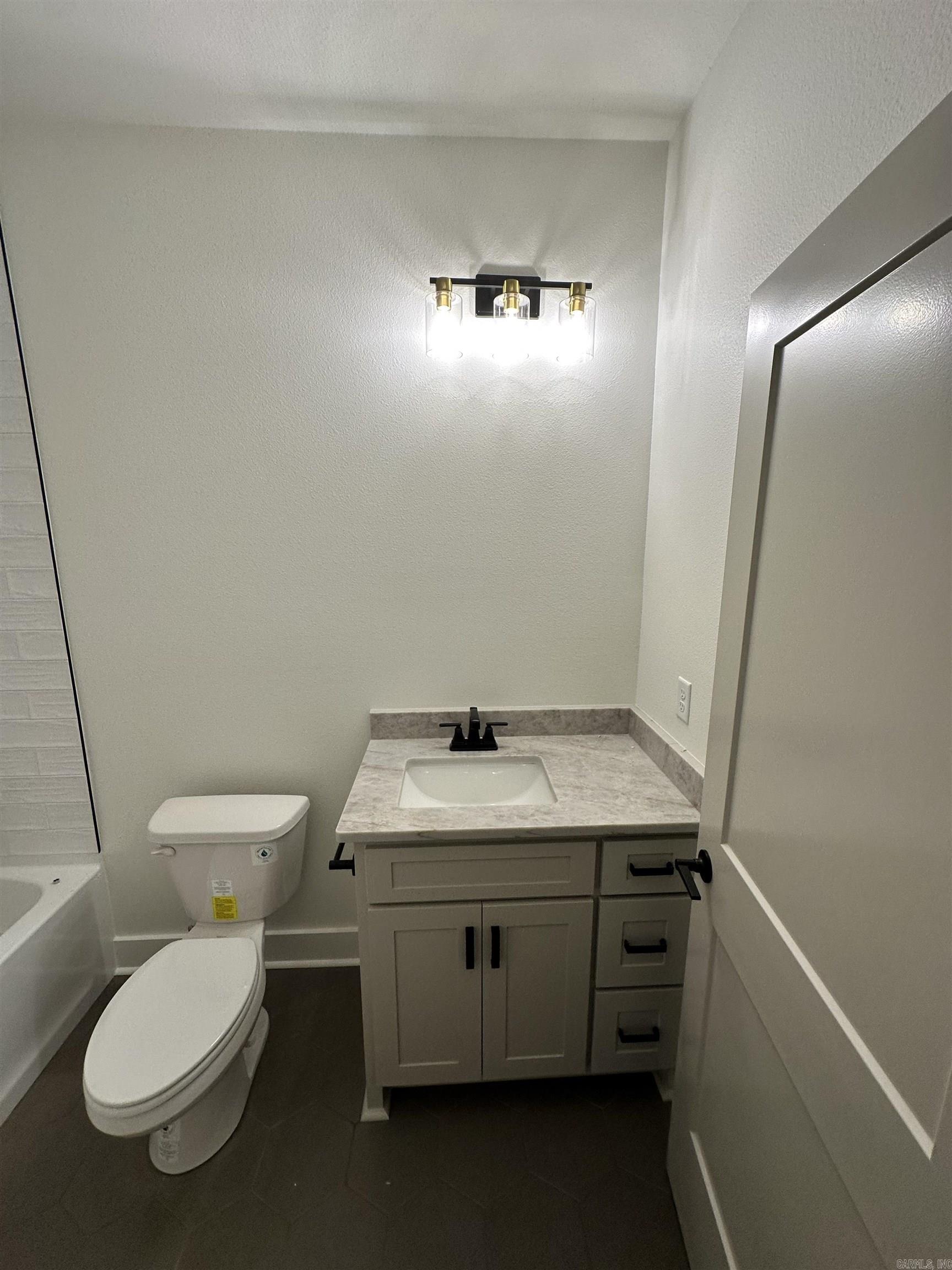 135 Kinley Loop Little Rock, AR 72223