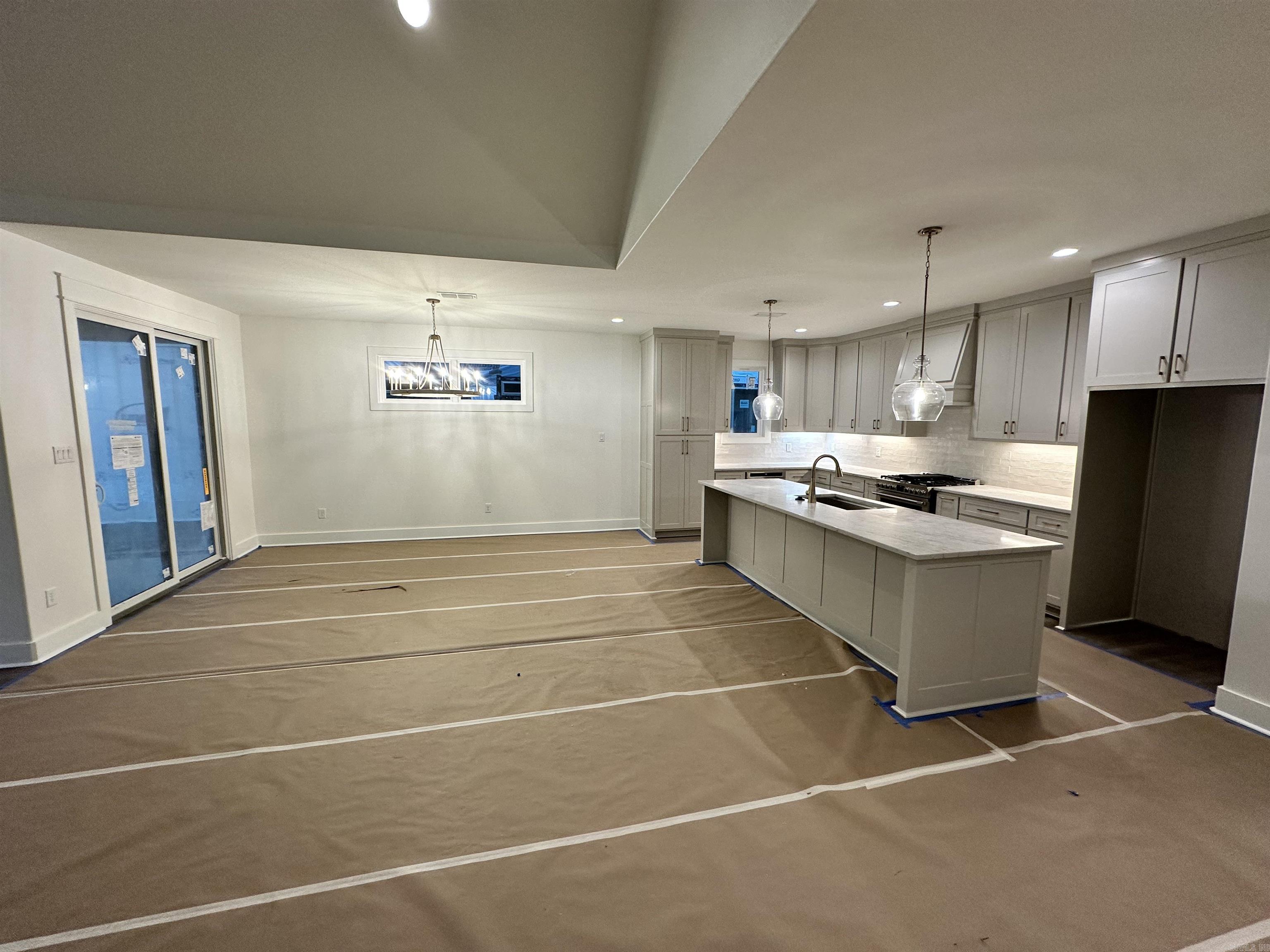 135 Kinley Loop Little Rock, AR 72223