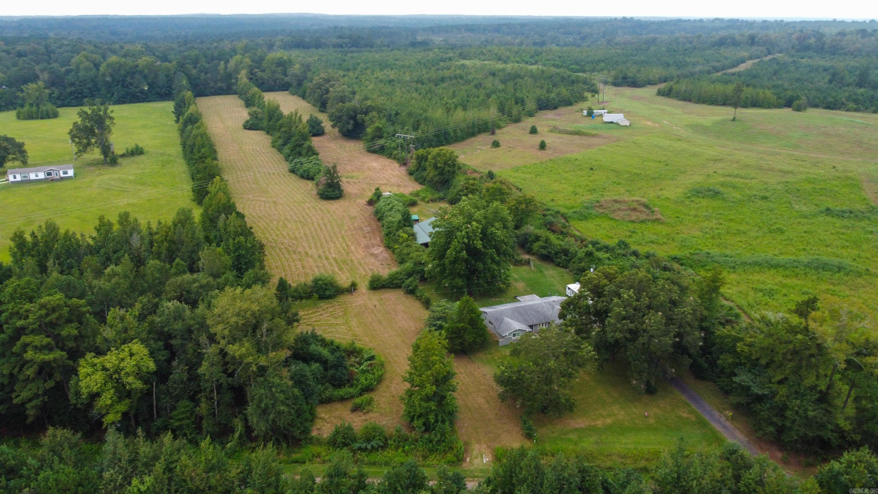 953 County Road 4114  Atlanta, TX