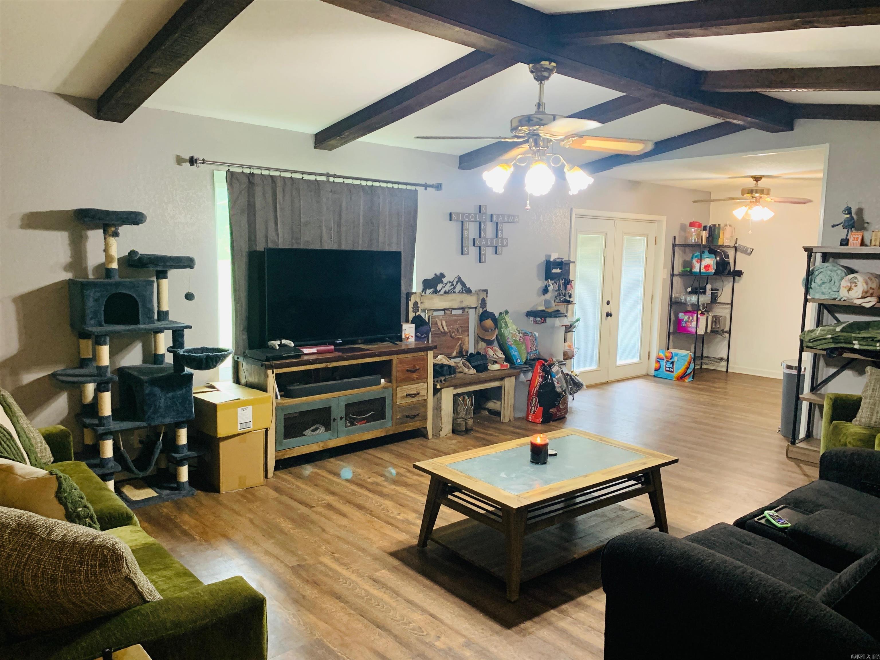 953 County Road 4114  Atlanta, TX