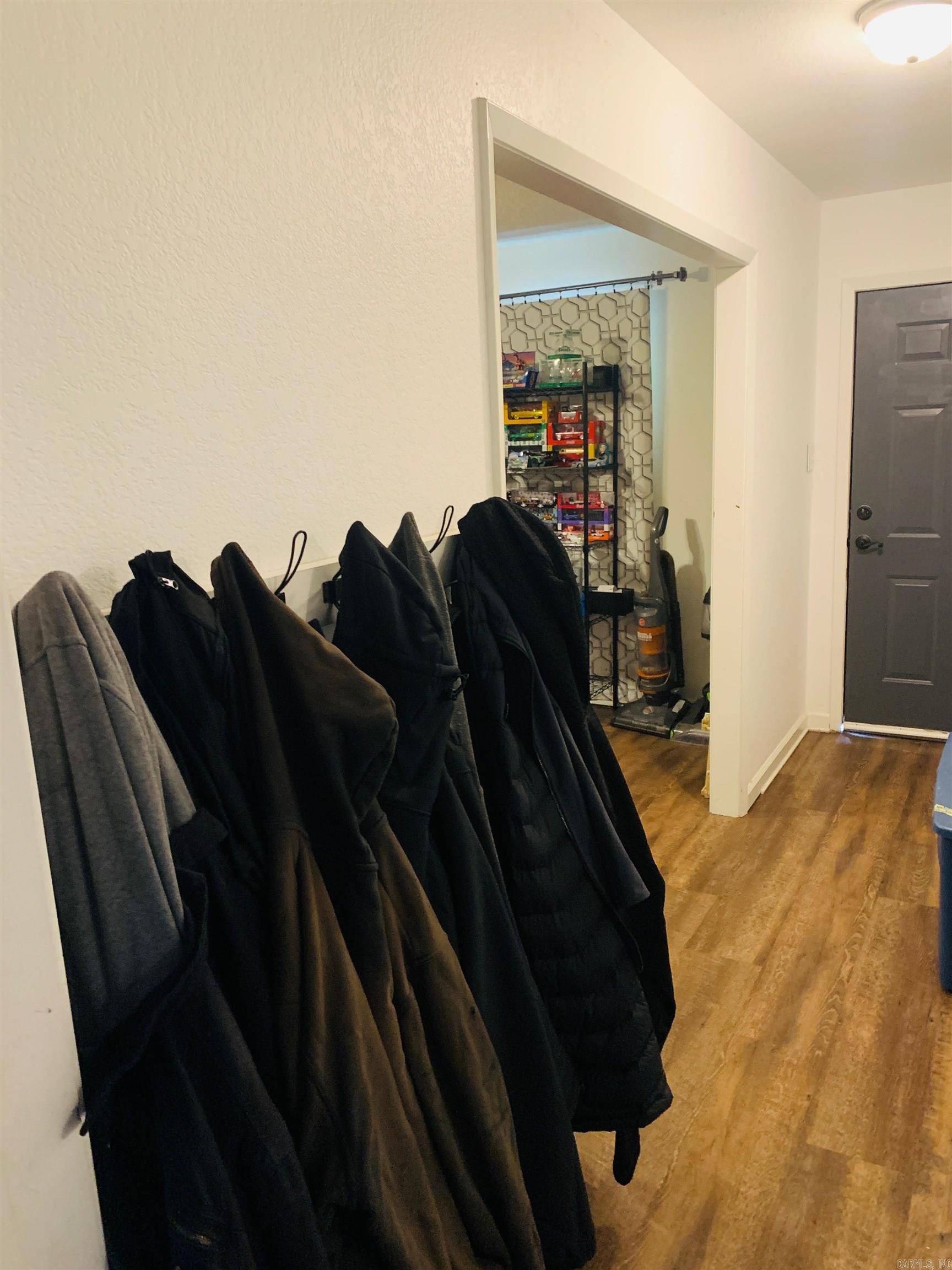 953 County Road 4114  Atlanta, TX