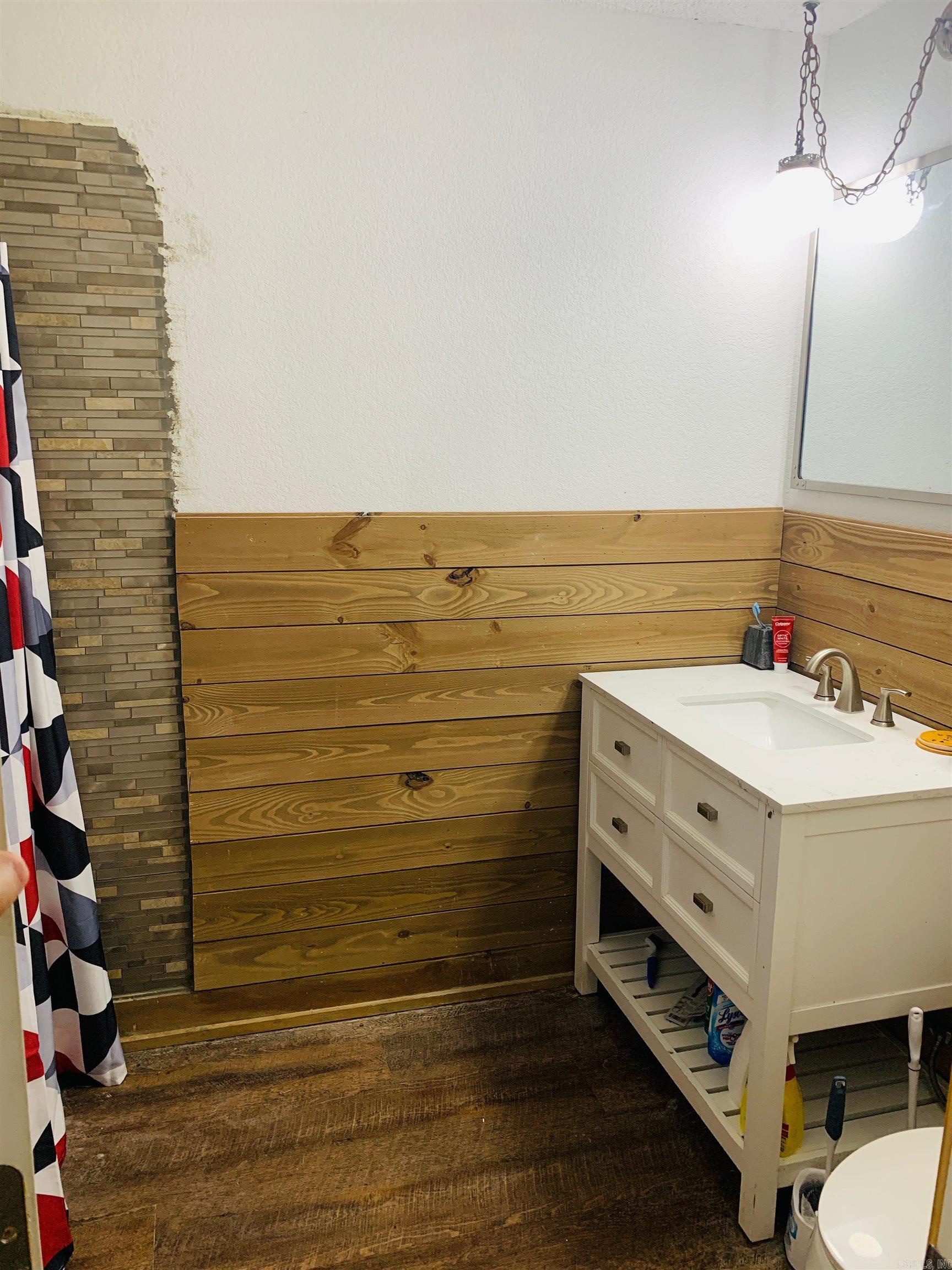 953 County Road 4114  Atlanta, TX