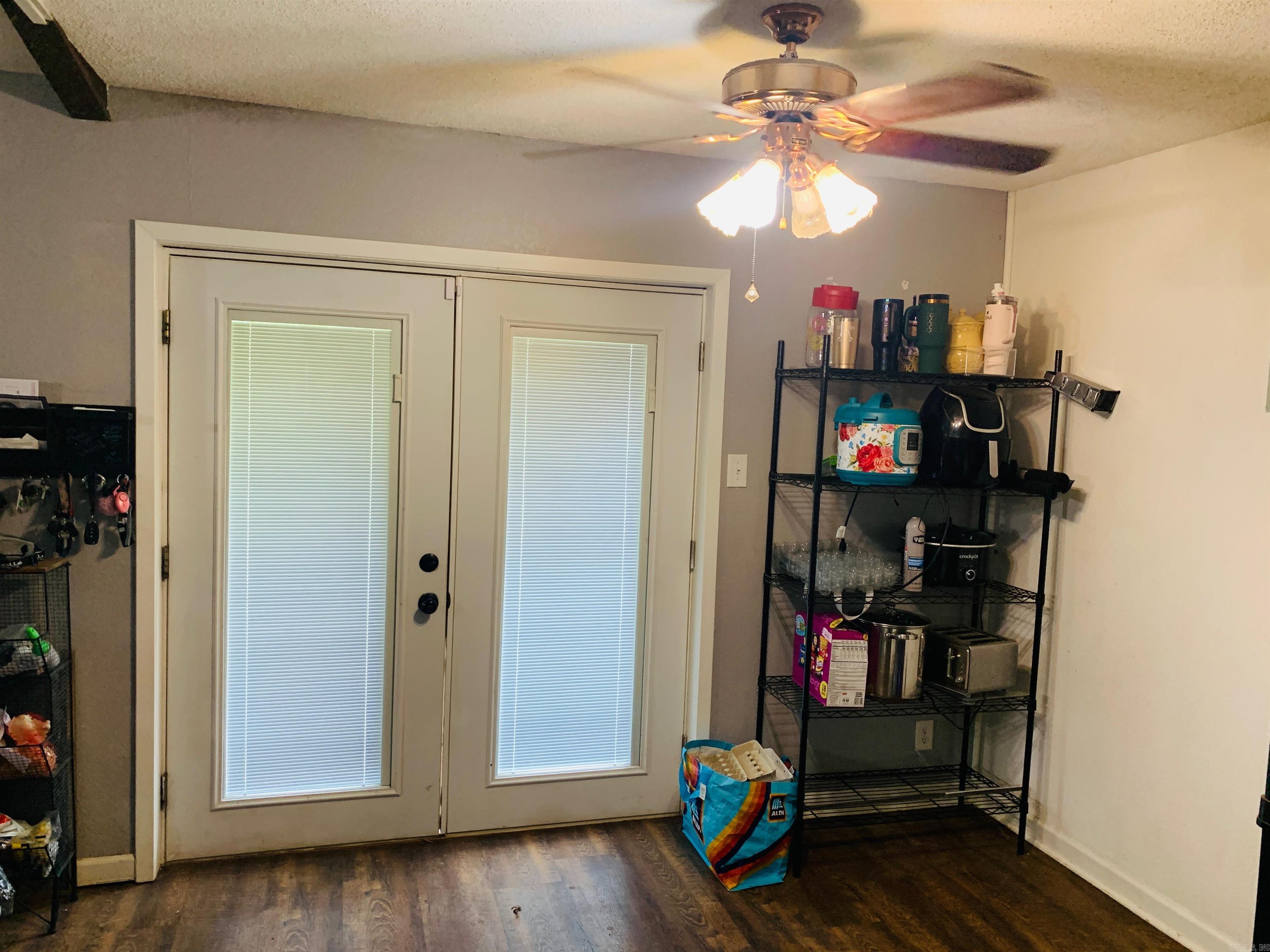 953 County Road 4114  Atlanta, TX