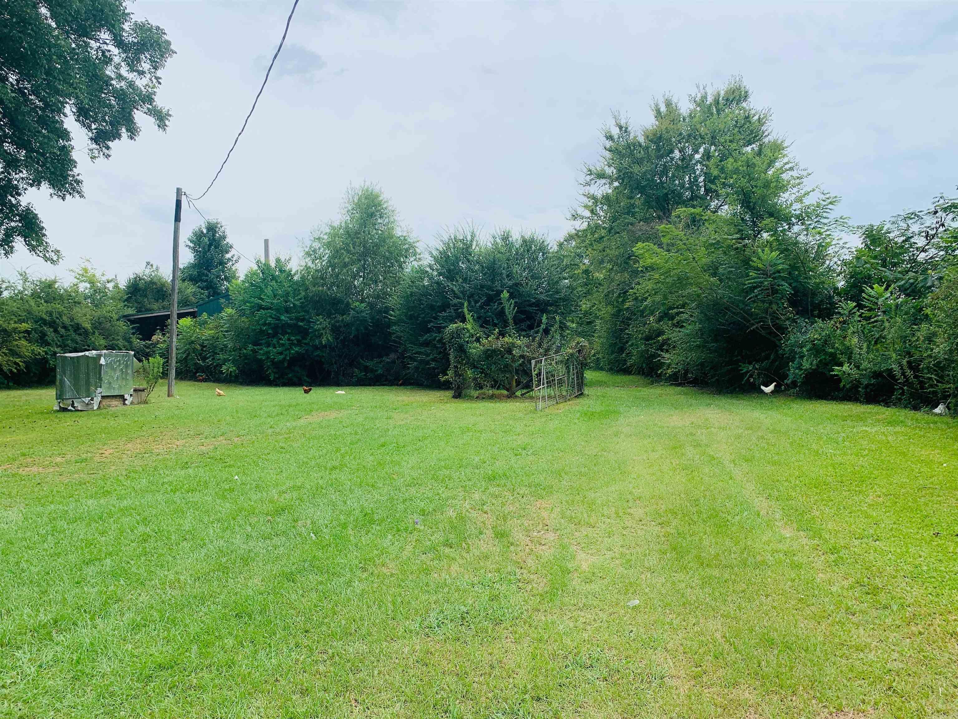 953 County Road 4114  Atlanta, TX