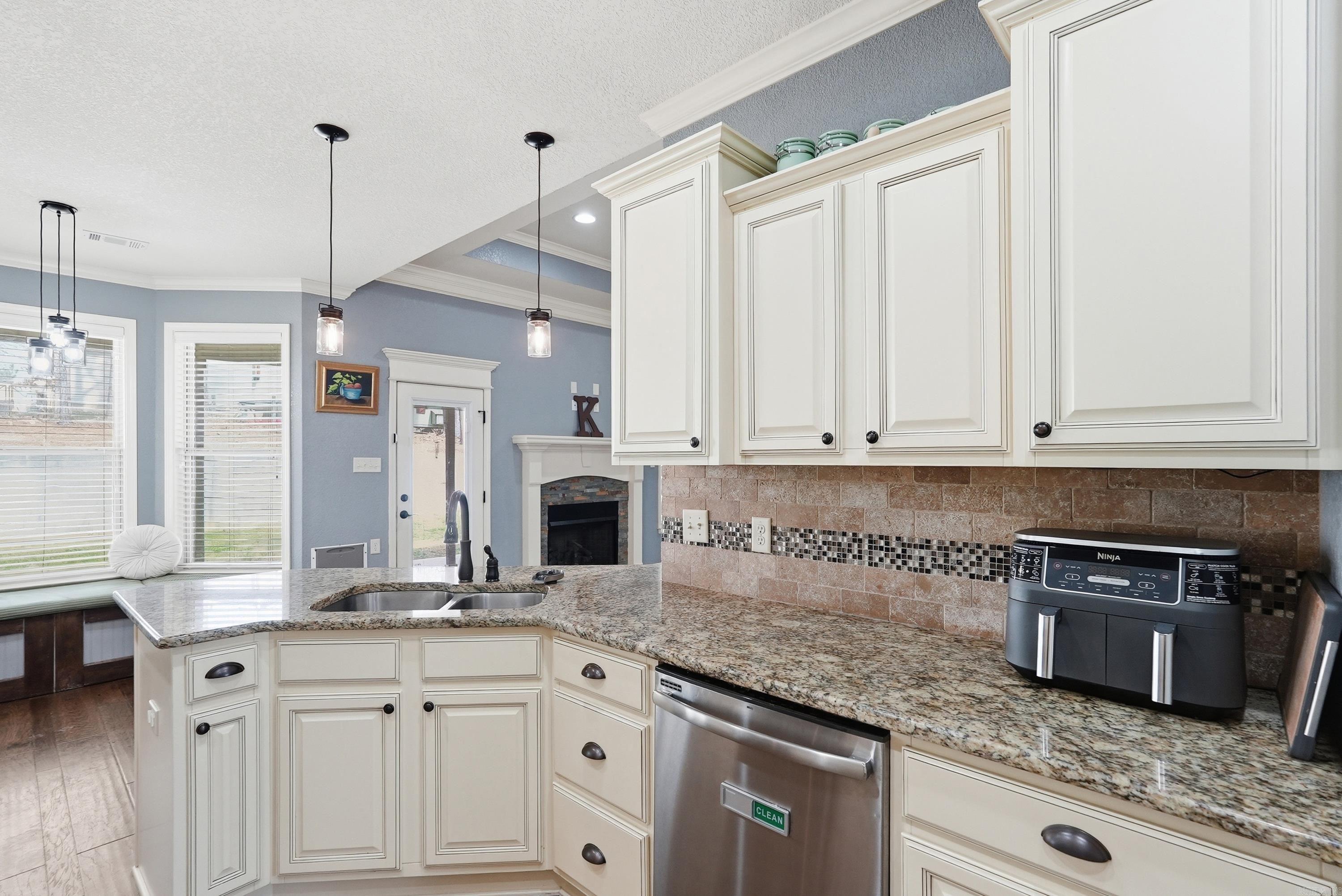 10684 Hinds Road Benton, AR 72019