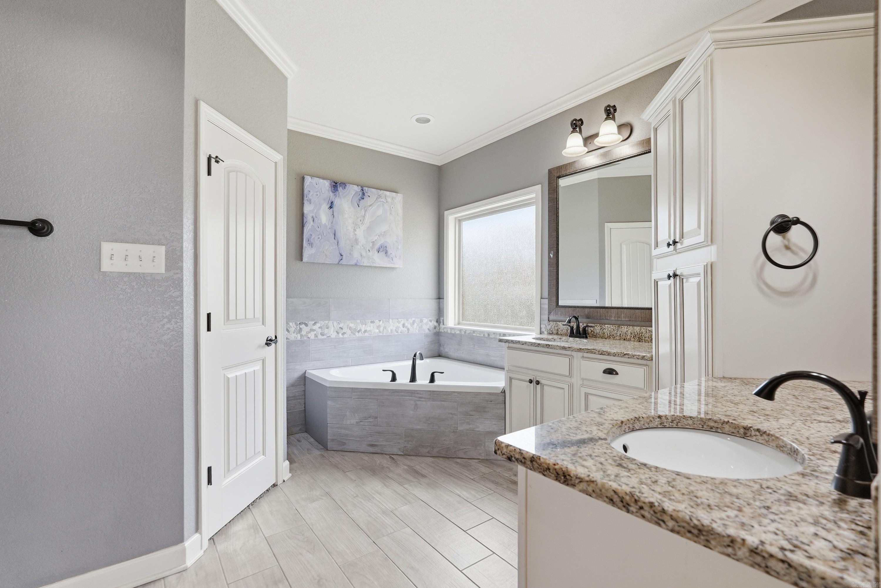 10684 Hinds Road Benton, AR 72019