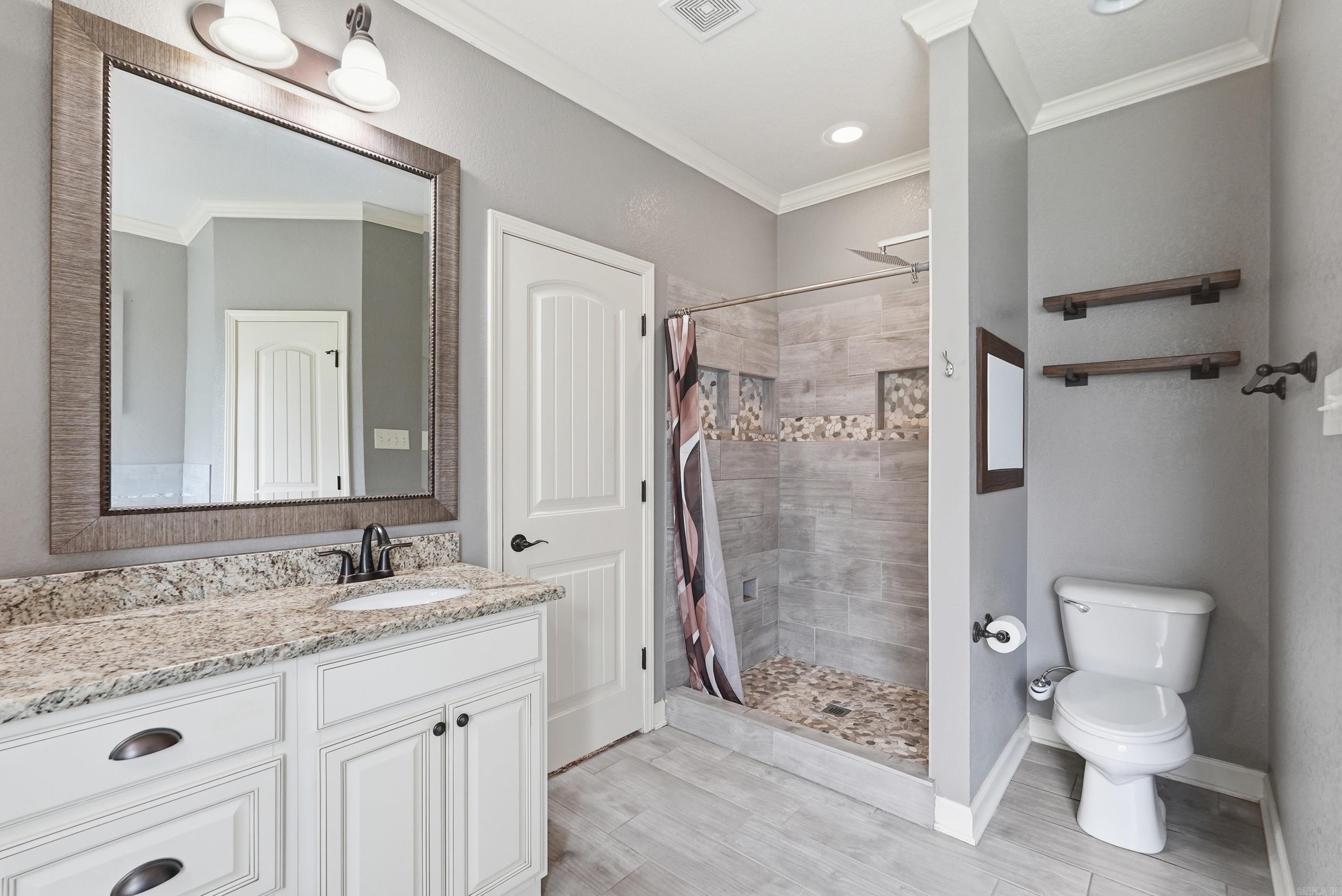 10684 Hinds Road Benton, AR 72019