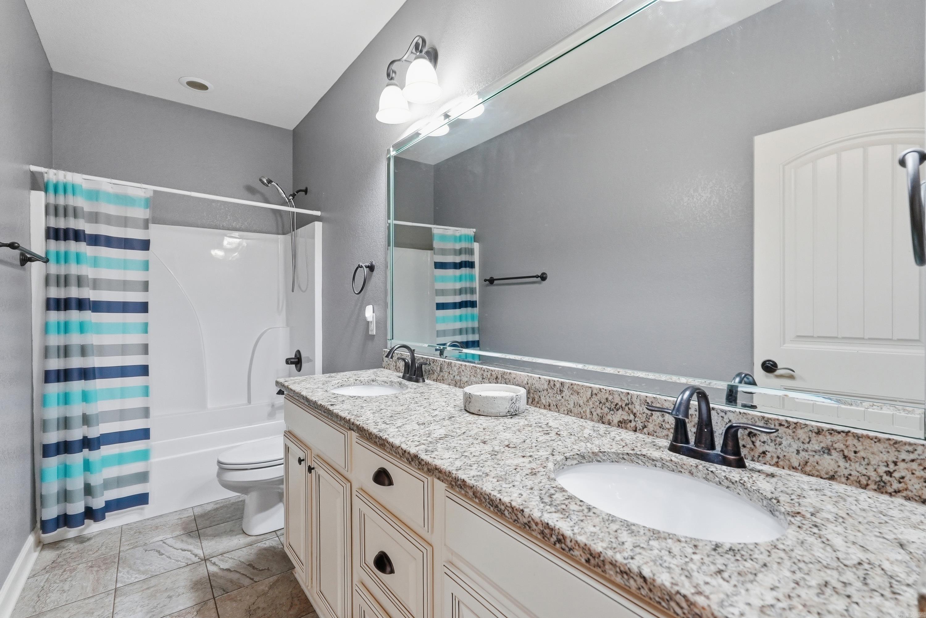 10684 Hinds Road Benton, AR 72019