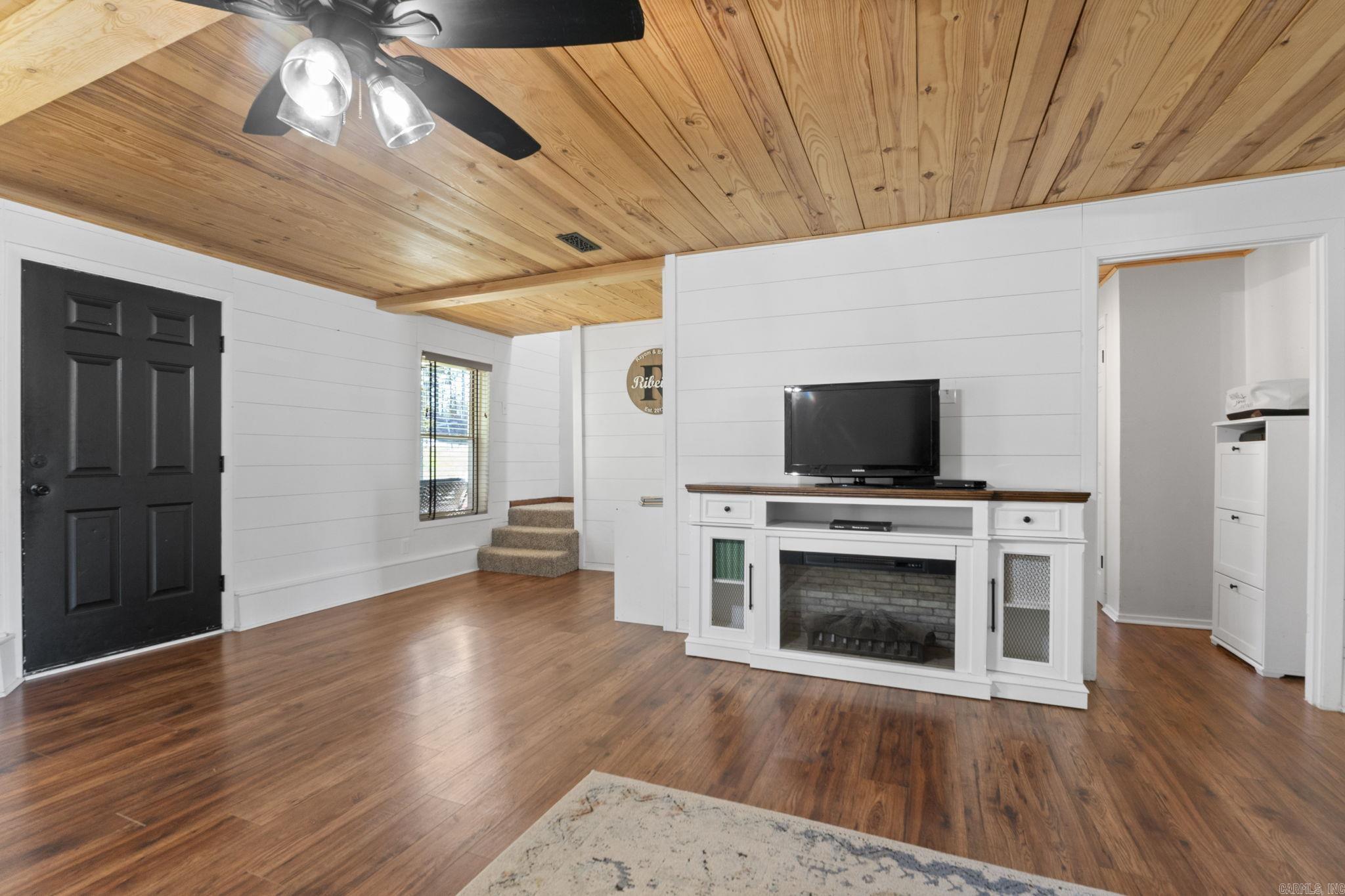 2419 HWY 128 Lonsdale, AR 72087